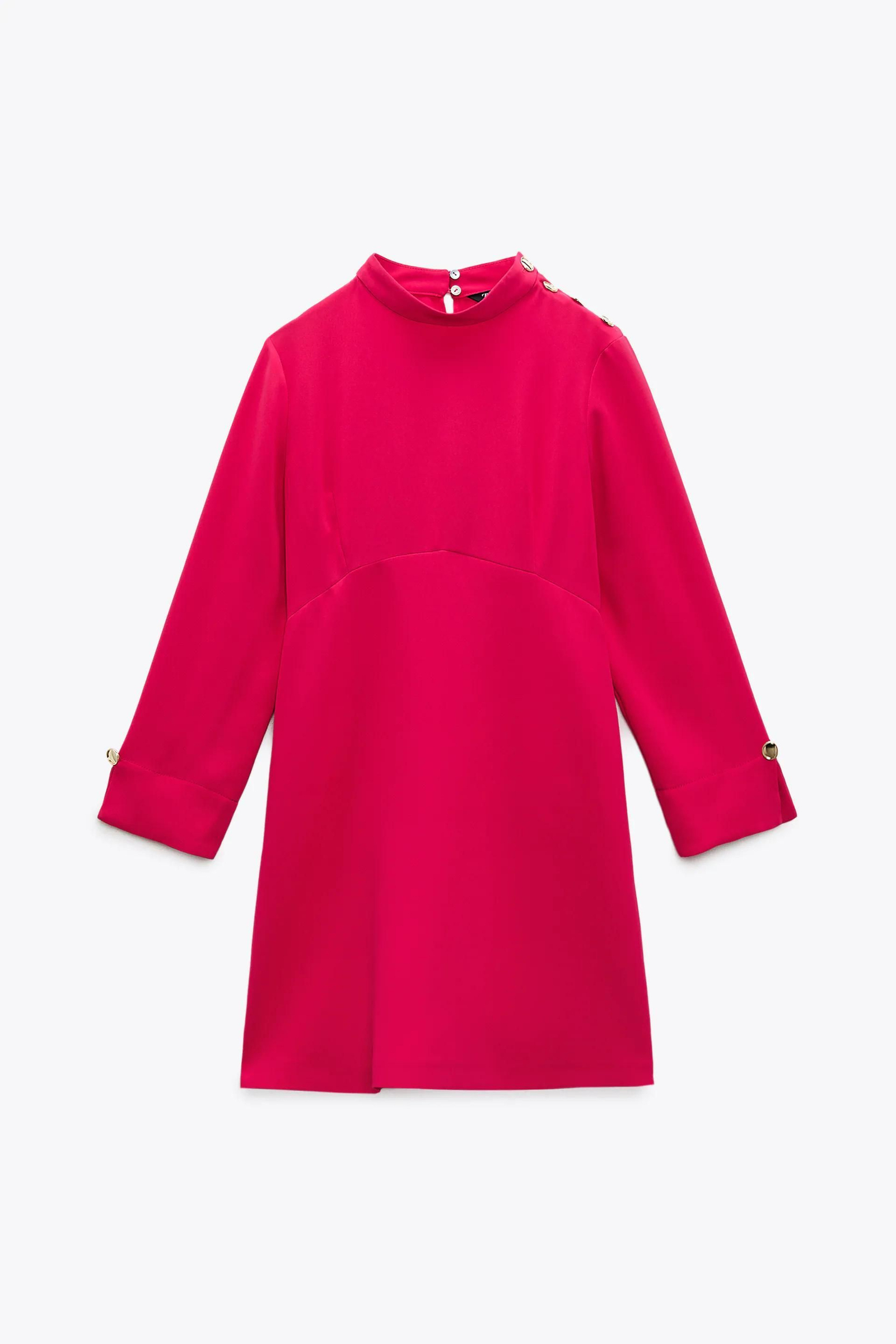 Vestido rosa de Zara.