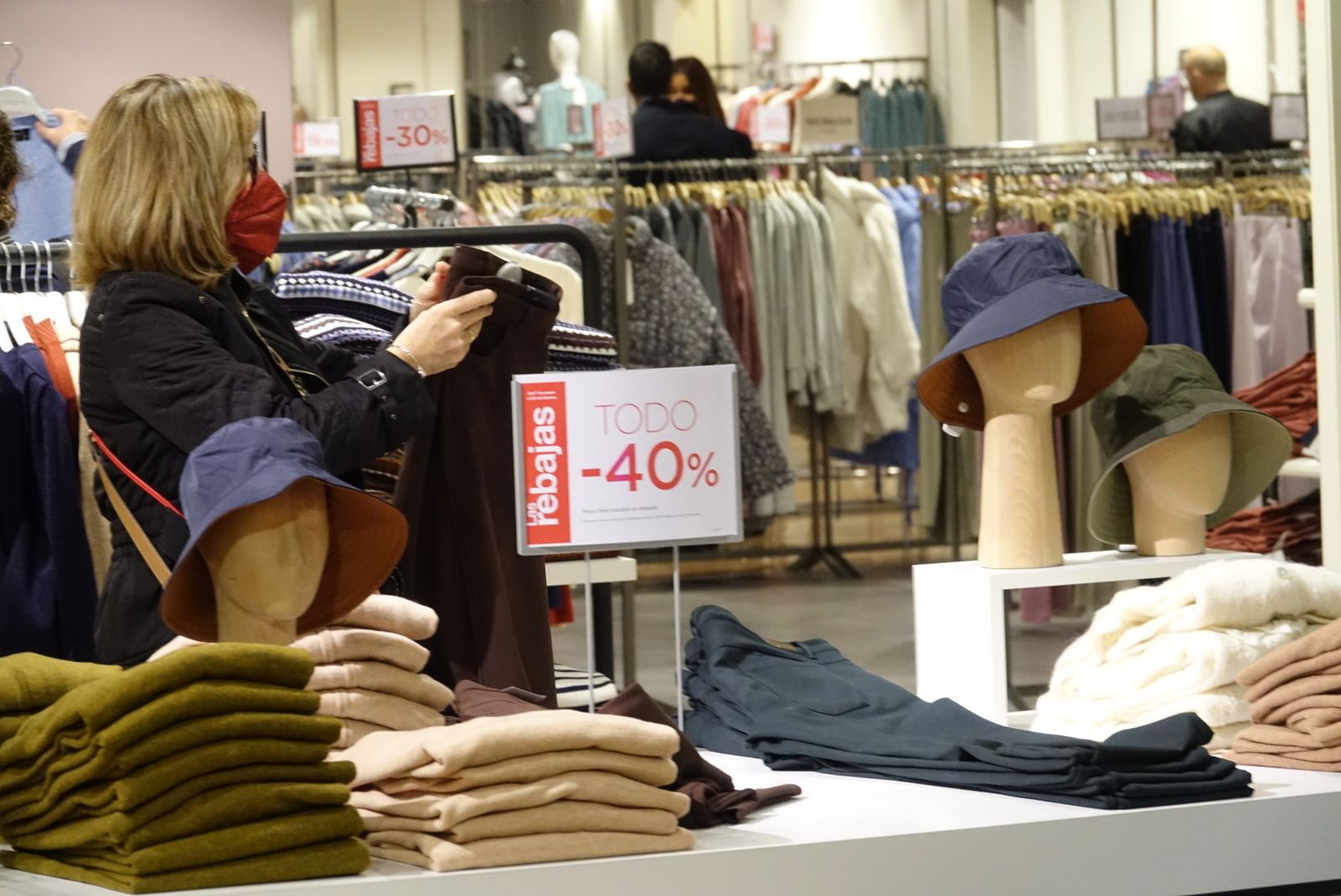 Primer día de rebajas en Málaga, en fotos