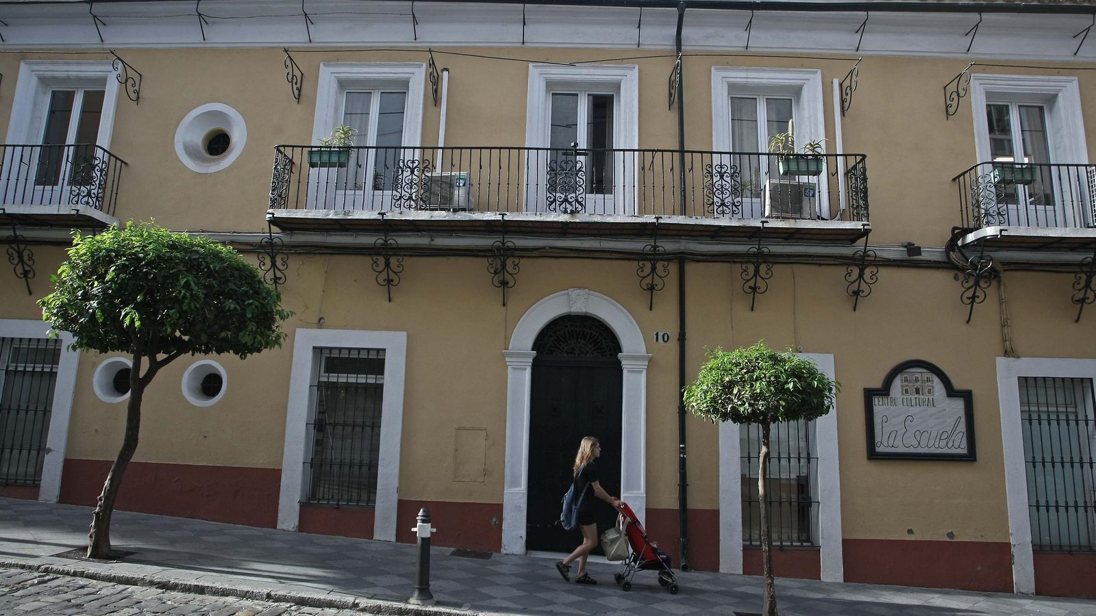 Antigua escuela de artes de Algeciras.