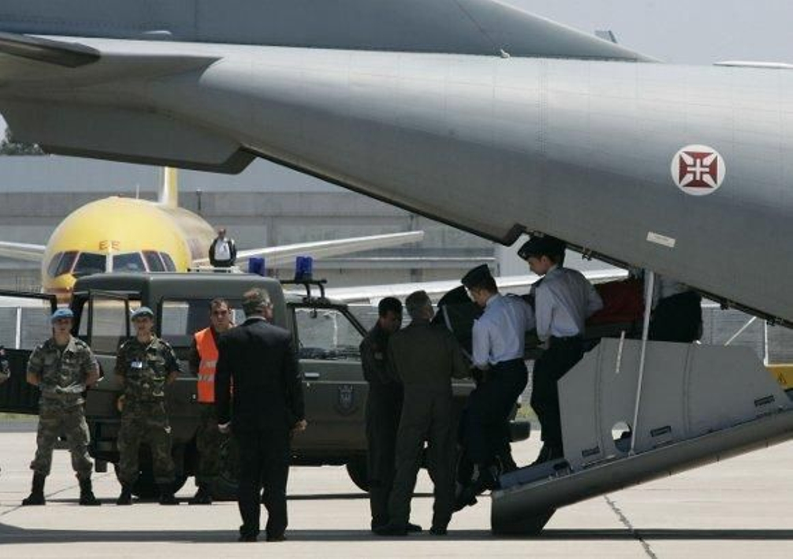 Lisboa vela los restos mortales de José Saramago