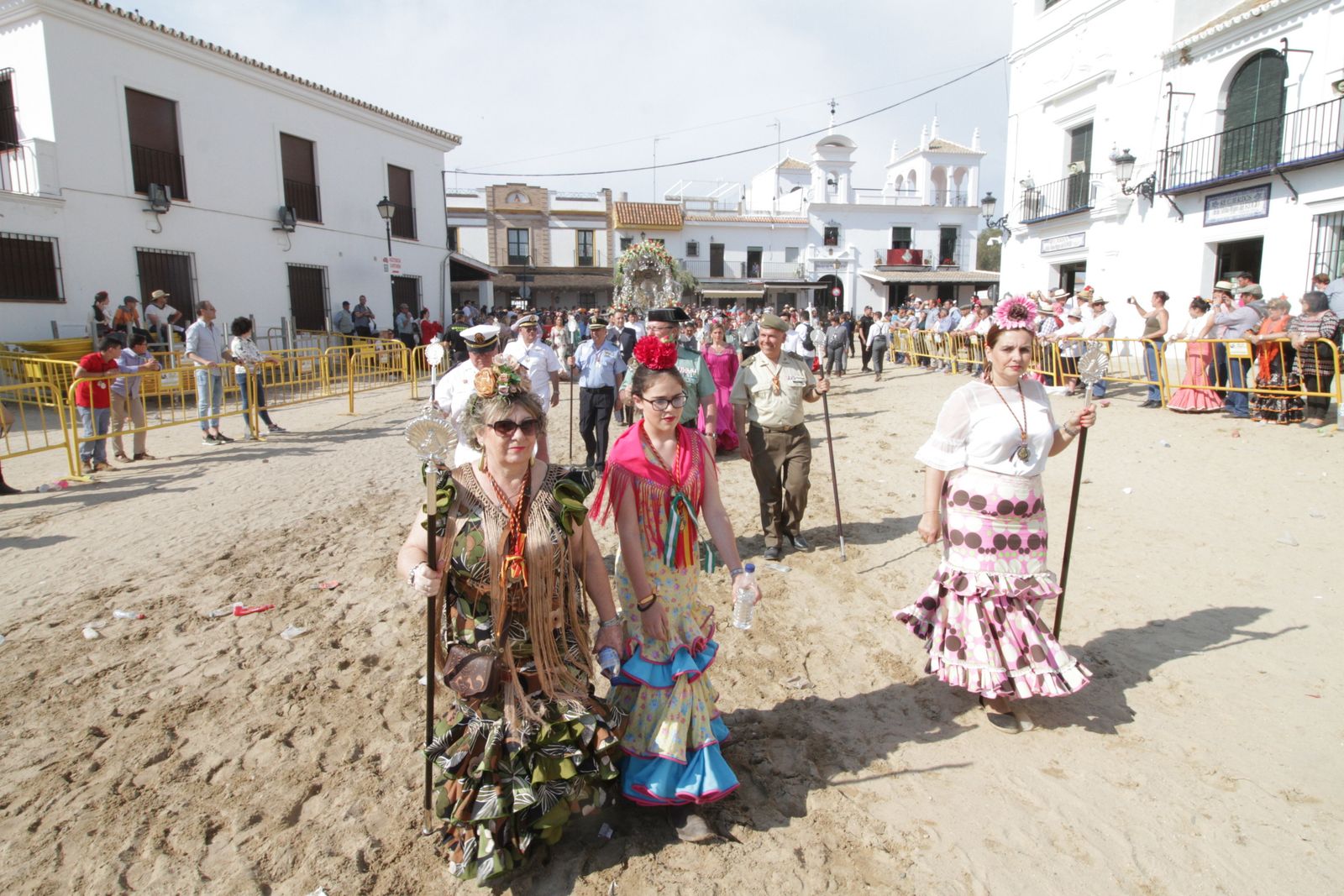 Imágenes de la presentación de la Hermandad de Emigrantes