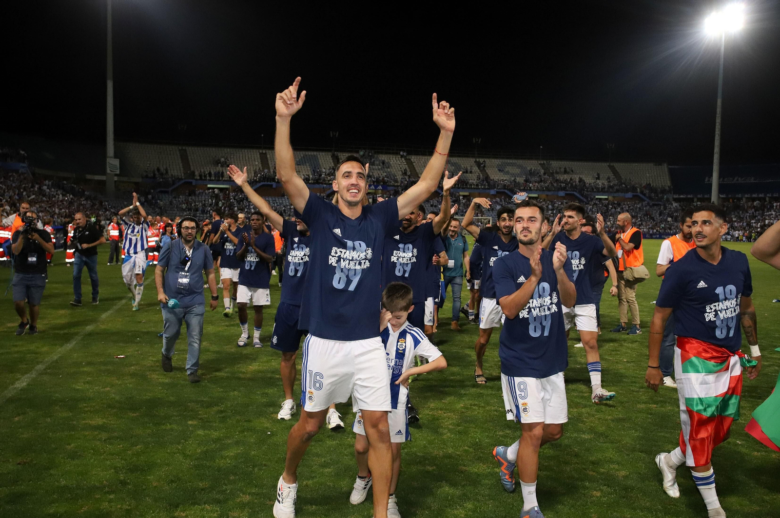 Las imágenes del ascenso del Recre a Primera RFEF