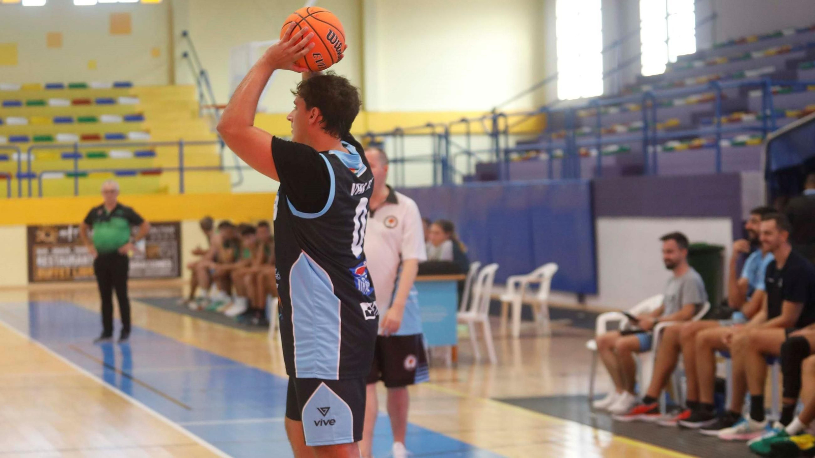 Álex Valor, máximo anotador de la ULB en Alhaurín