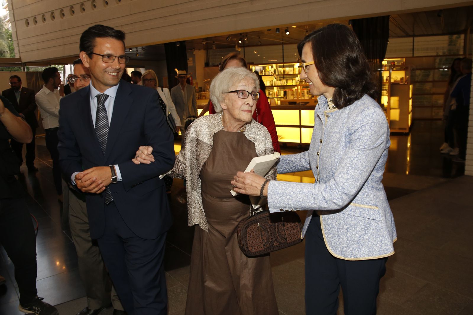 La imágenes de la entrega del Premio Ciudad de Granada-Federico García Lorca de Poesía