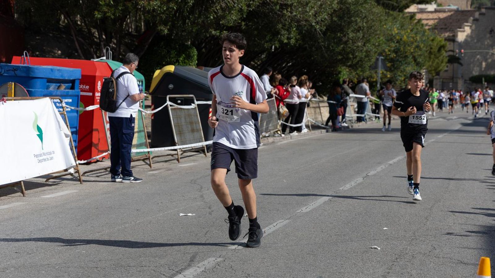 La carrera escolar de “La Gloria” que aúna inclusión y solidaridad, en imágenes