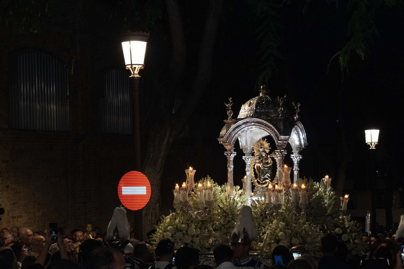 Imágenes del traslado de Nuestra Señora de la Cinta a la Parroquia Mayor de San Pedro