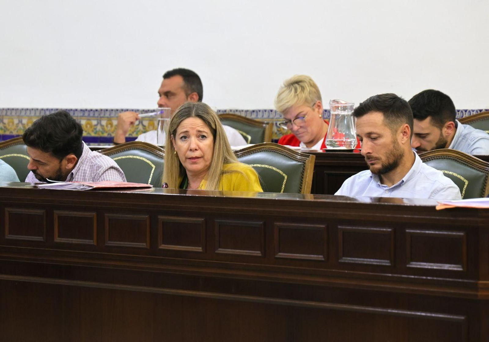 La delega de Hacienda, Nuria López, en el pleno del pasado miércoles.