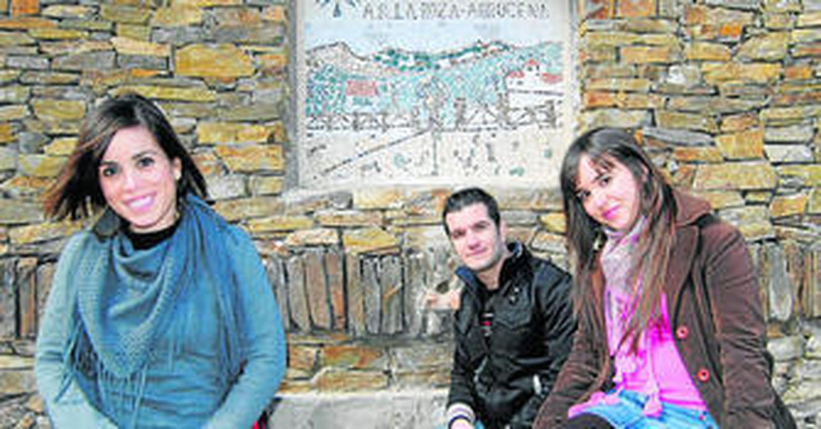 La Roza, barbacoas bajo unas cumbres nevadas