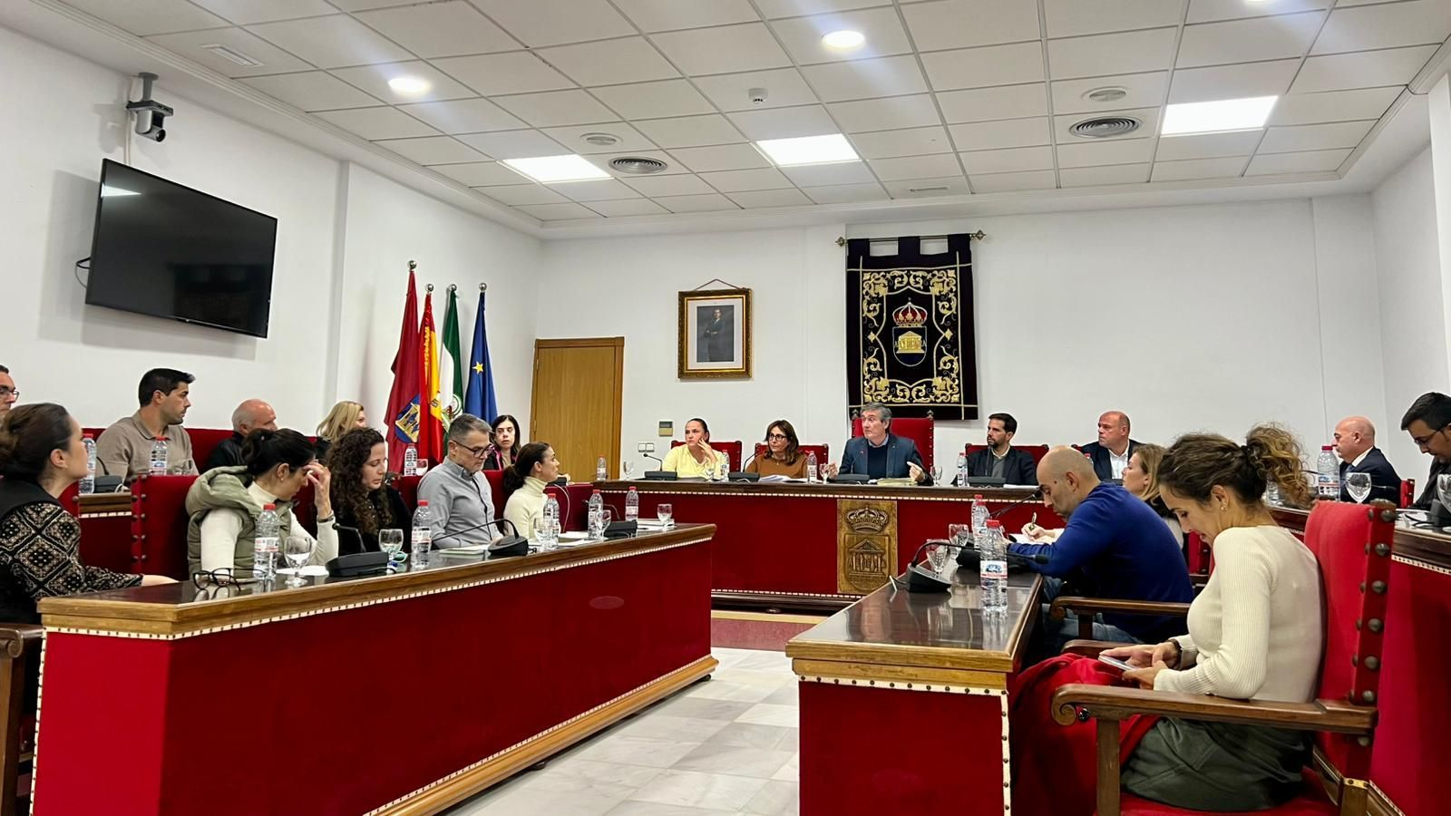 Pleno celebrado en el Ayuntamiento de Adra.