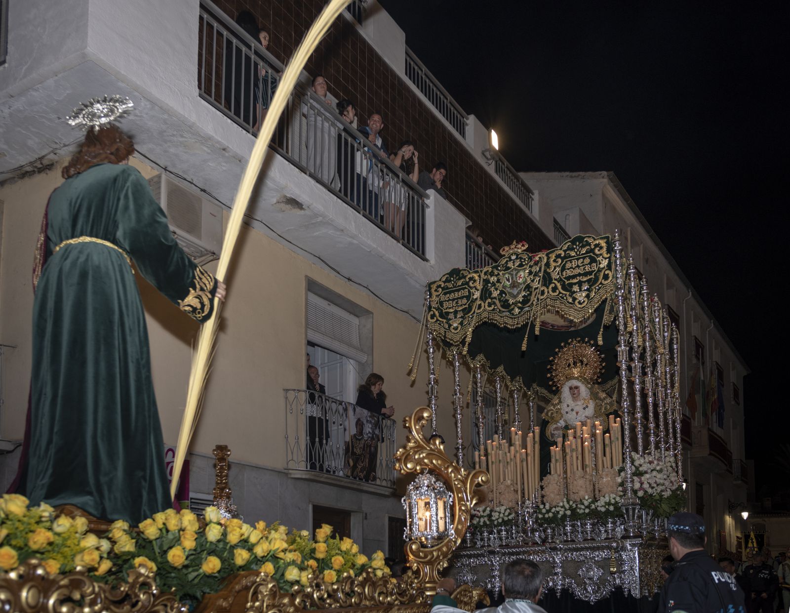 Imágenes de la procesión del Paso Blanco en Cuevas del Almanzora