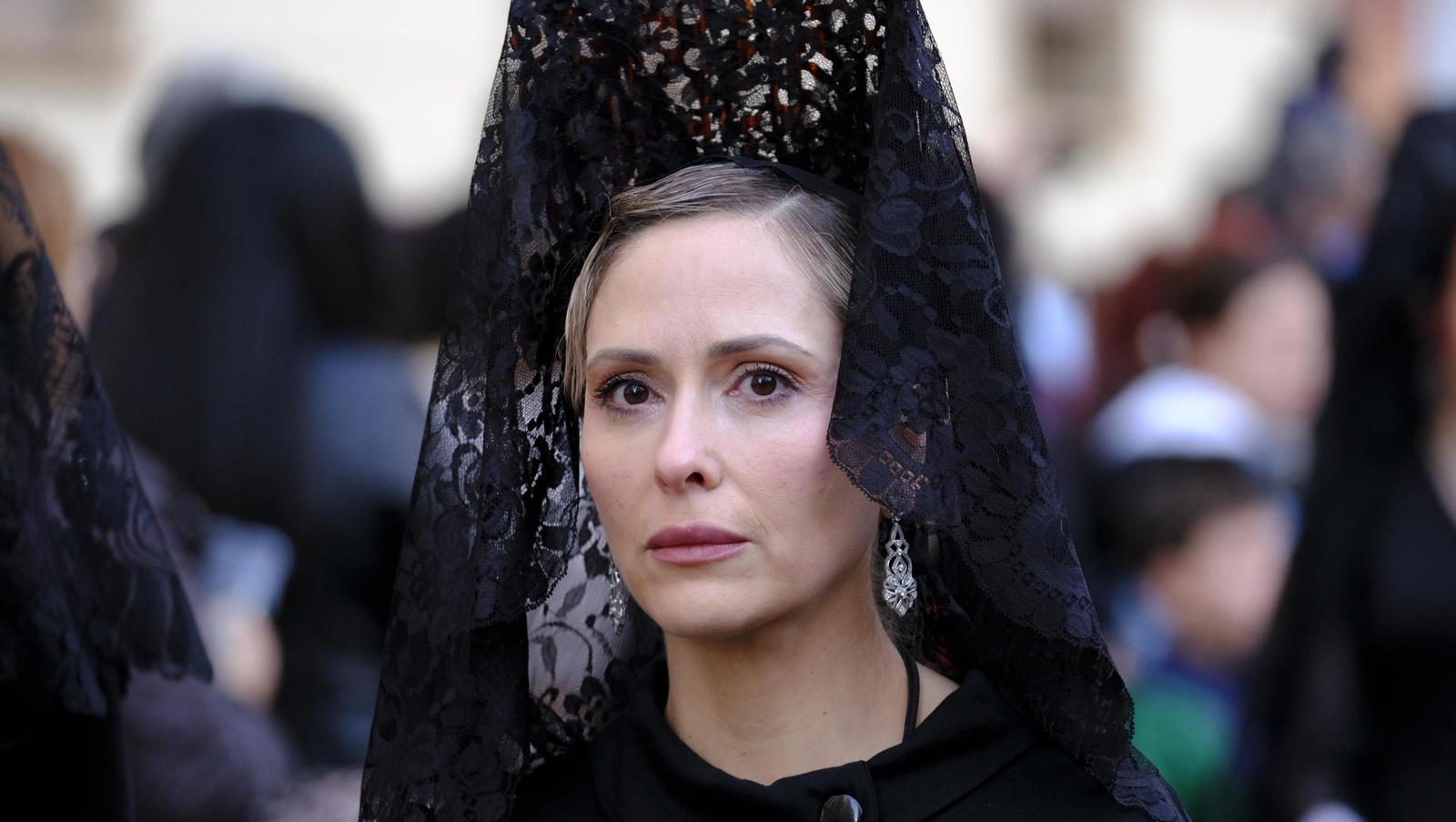 Coronación desaría al viento en su estación de Penitencia