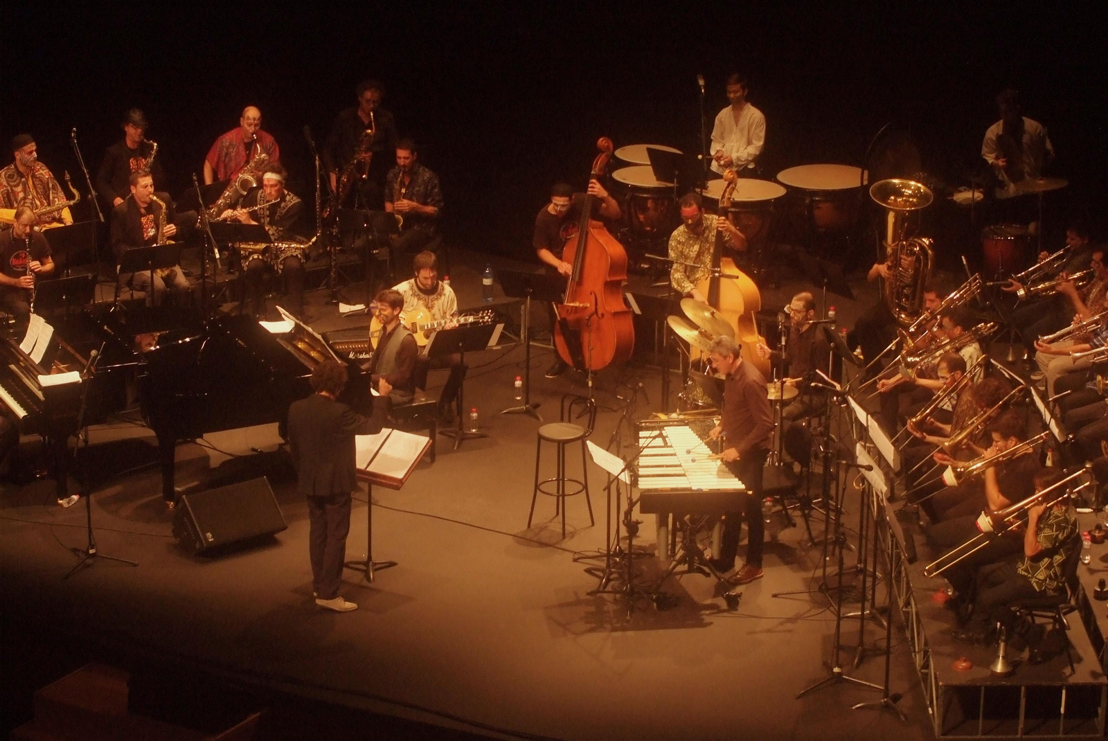 Clasijazz Big Band durante una actuación en el Auditorio de Roquetas.
