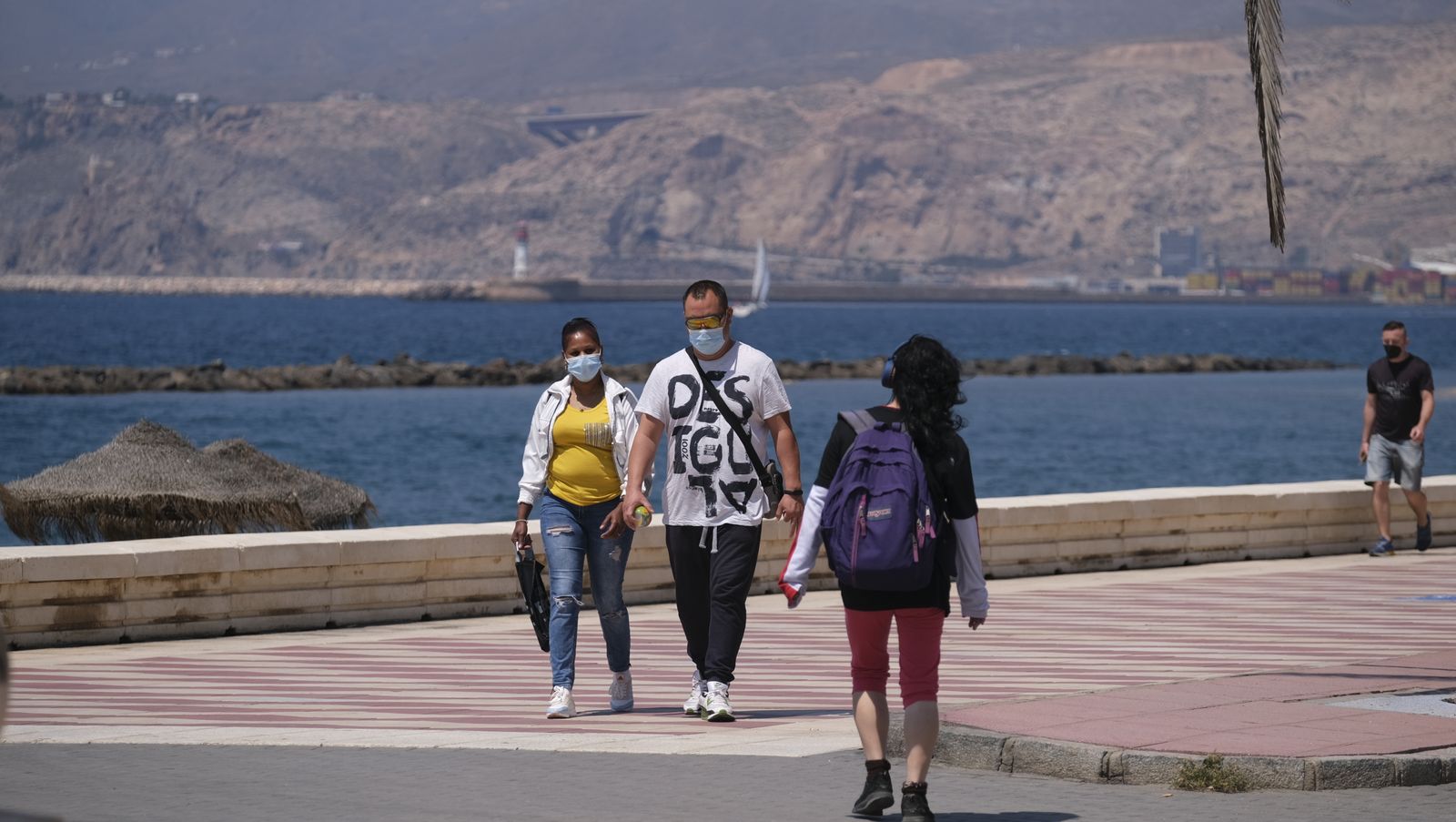 Paseo Marítimo de Almería estos días.
