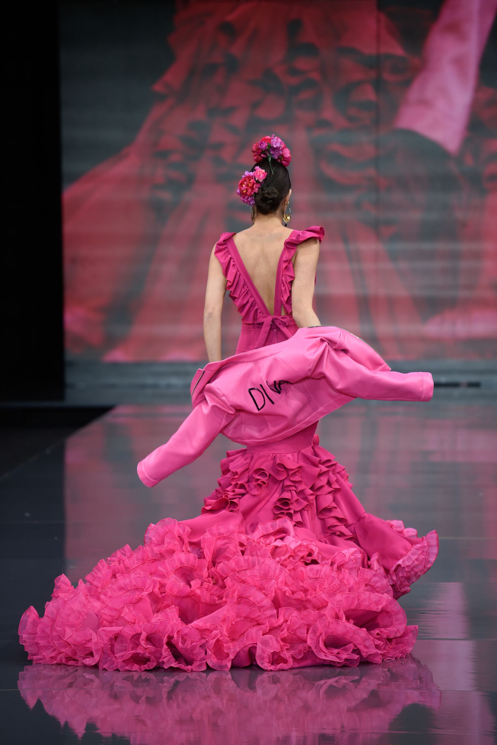 El desfile de Leticia Lorenzo en SIMOF 2023, todas las fotos