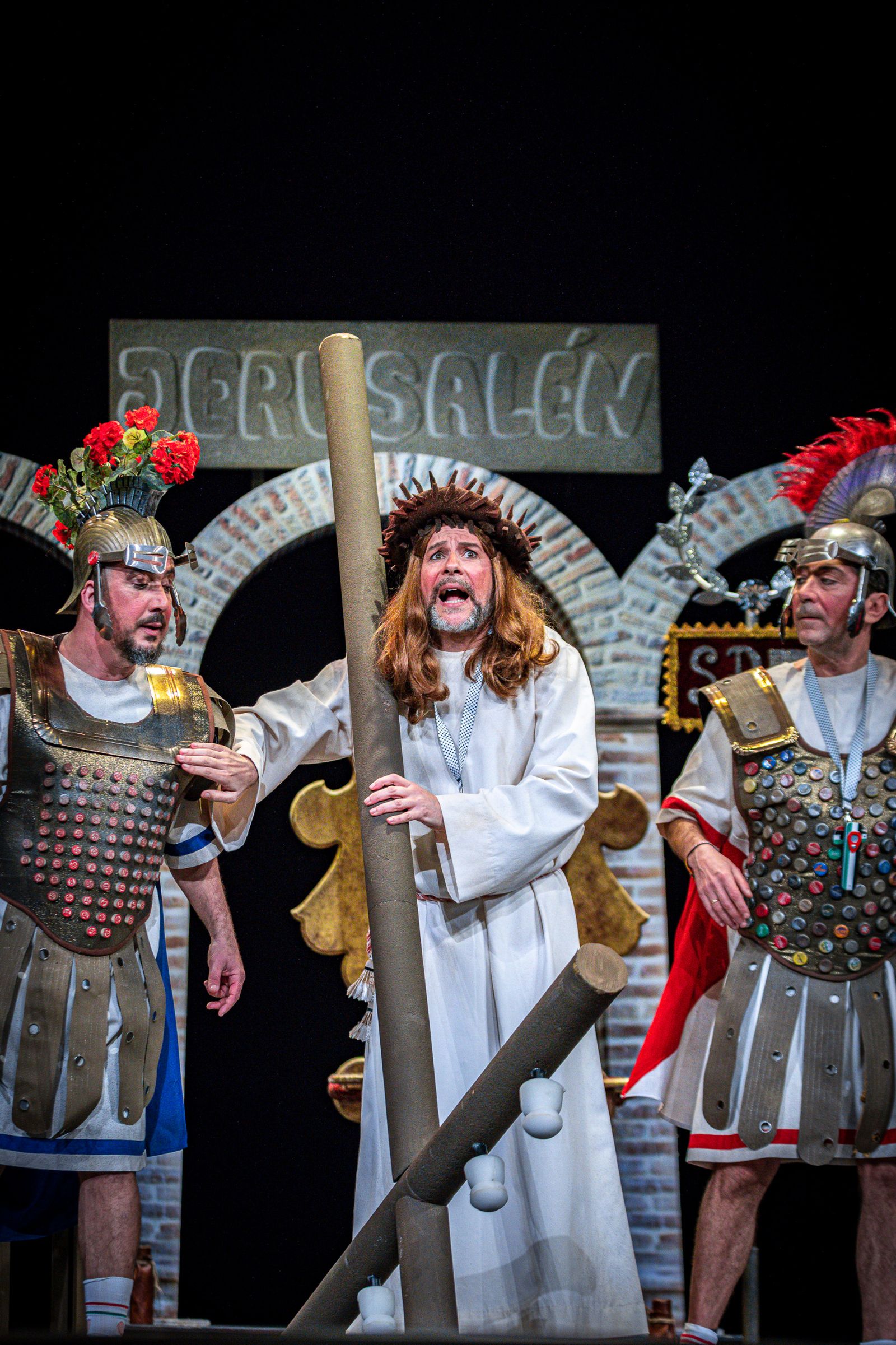 Búscate entre las mejores imágenes de la segunda sesión de cuartos de final del COAC 2026