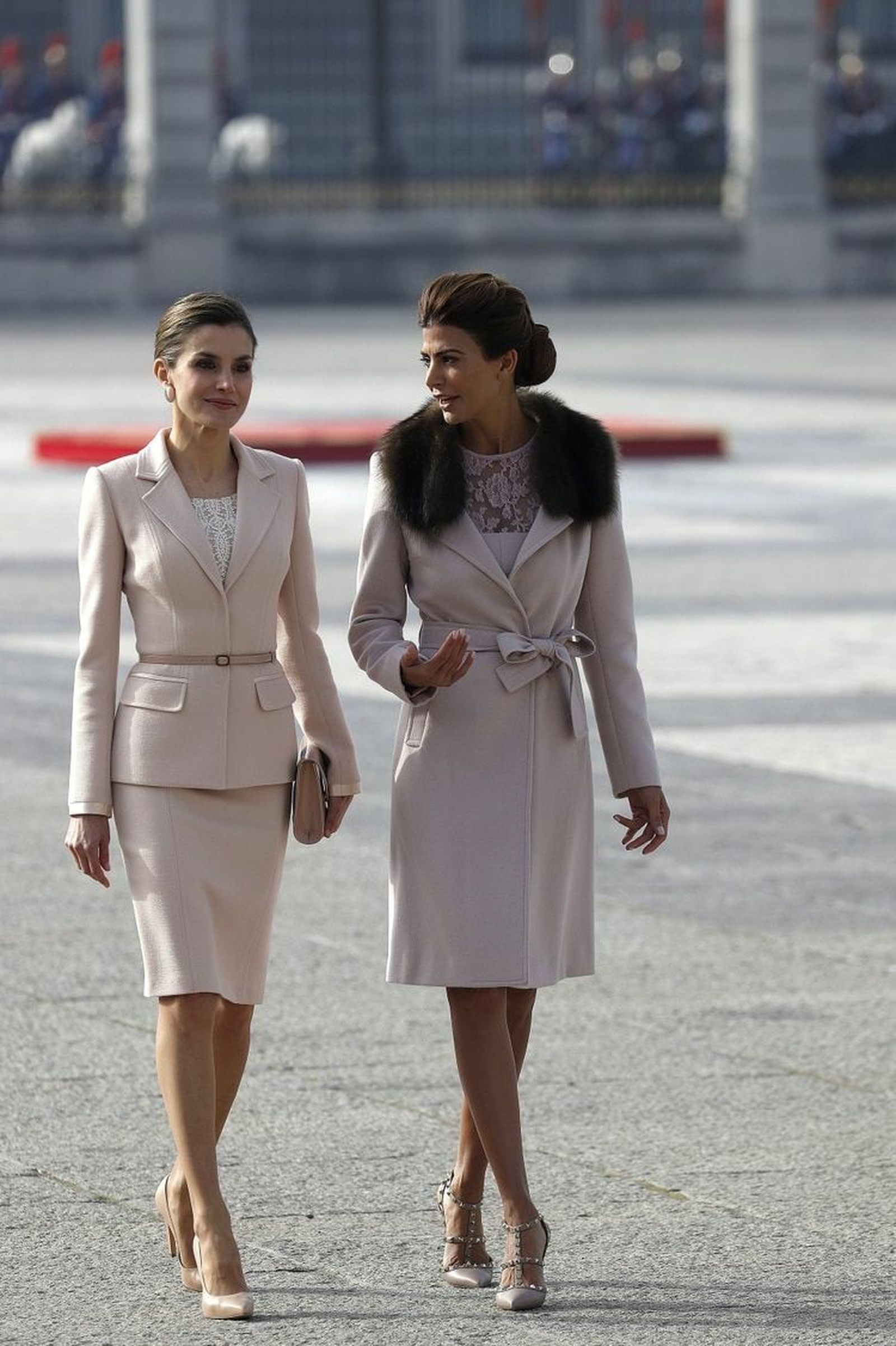 Doña Letizia y Juliana Awada, en 2017, en el Palacio de la Zarzuela.