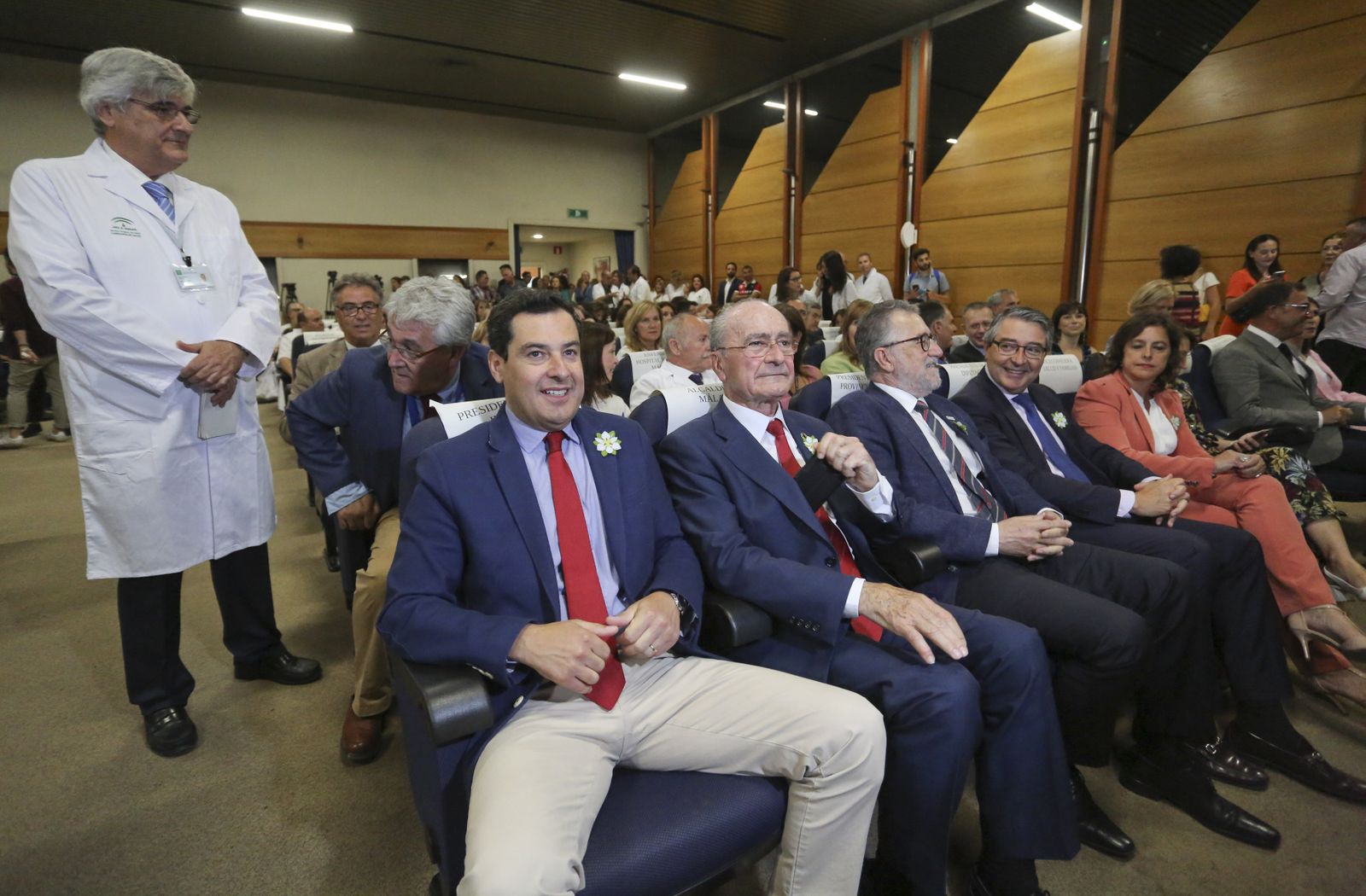 Las fotos de la presentación de la nave espacial de la Asociación contra el Cáncer en Málaga