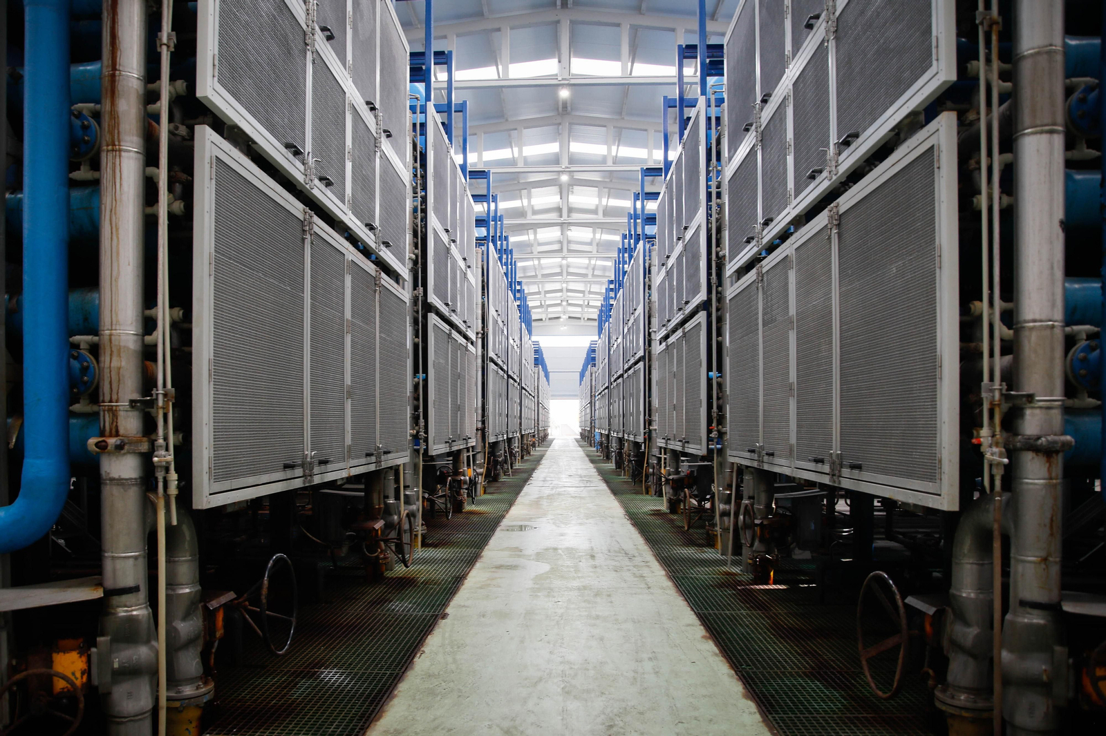 CUCN visita la desaladora de Carboneras y las balsas de Níjar