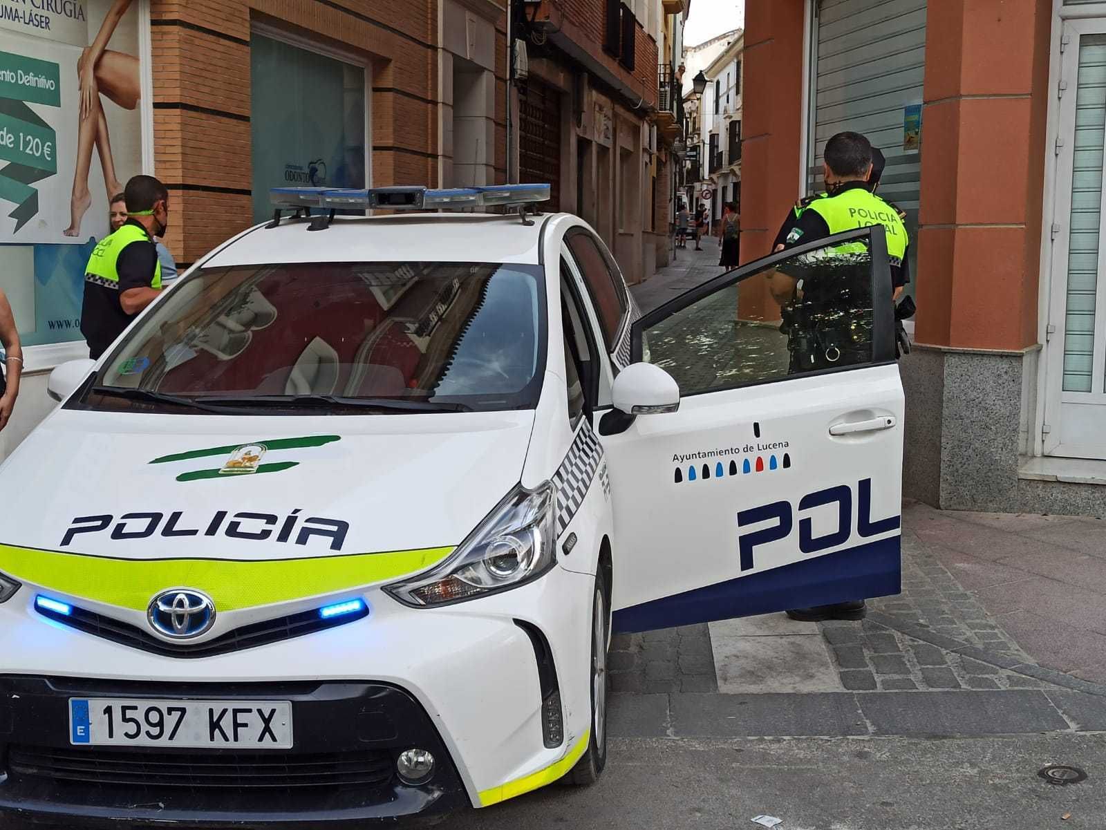 Agentes de la Policía Local de Lucena.