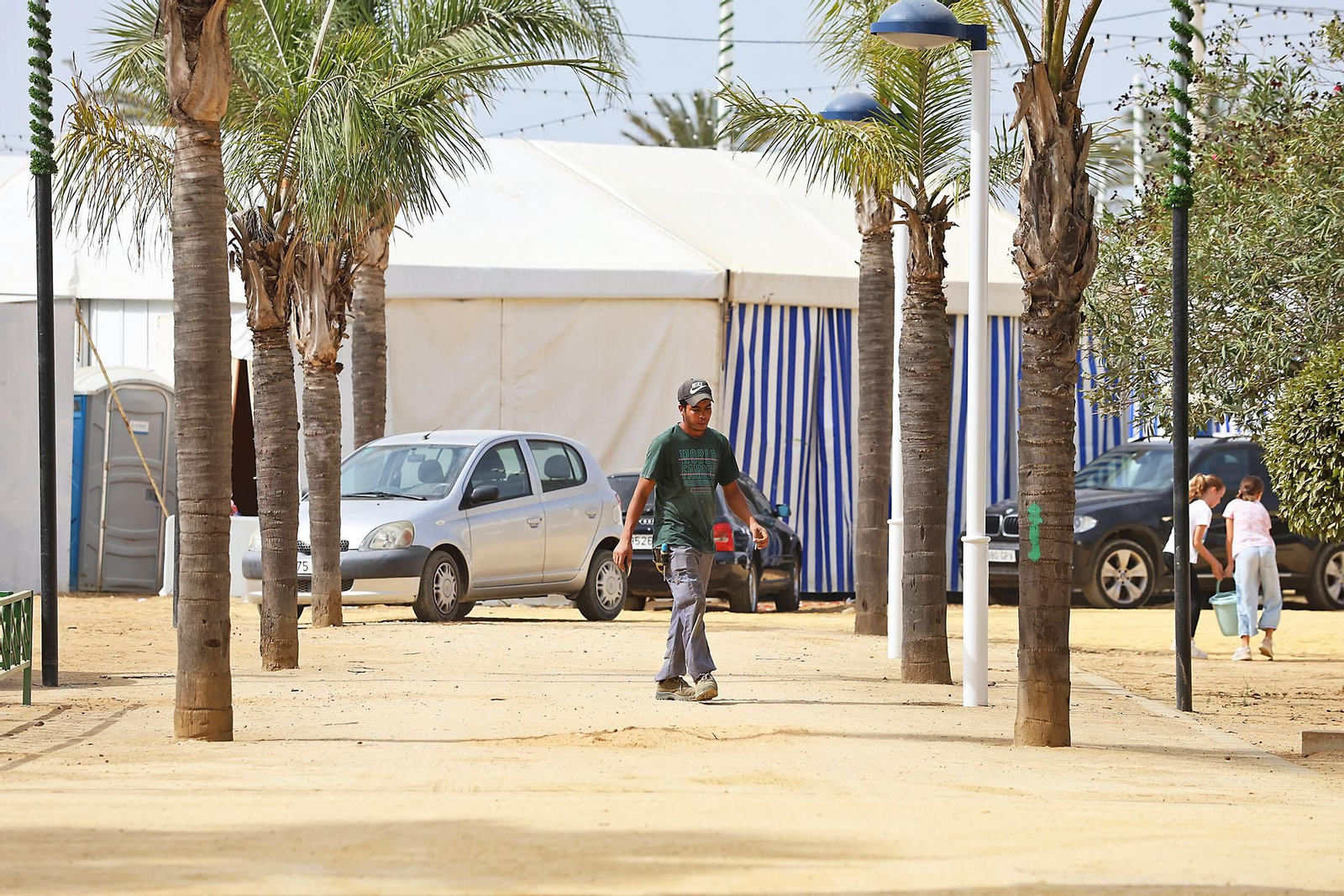 Imágenes de los preparativos en el recinto de la Feria del Caballo 2024