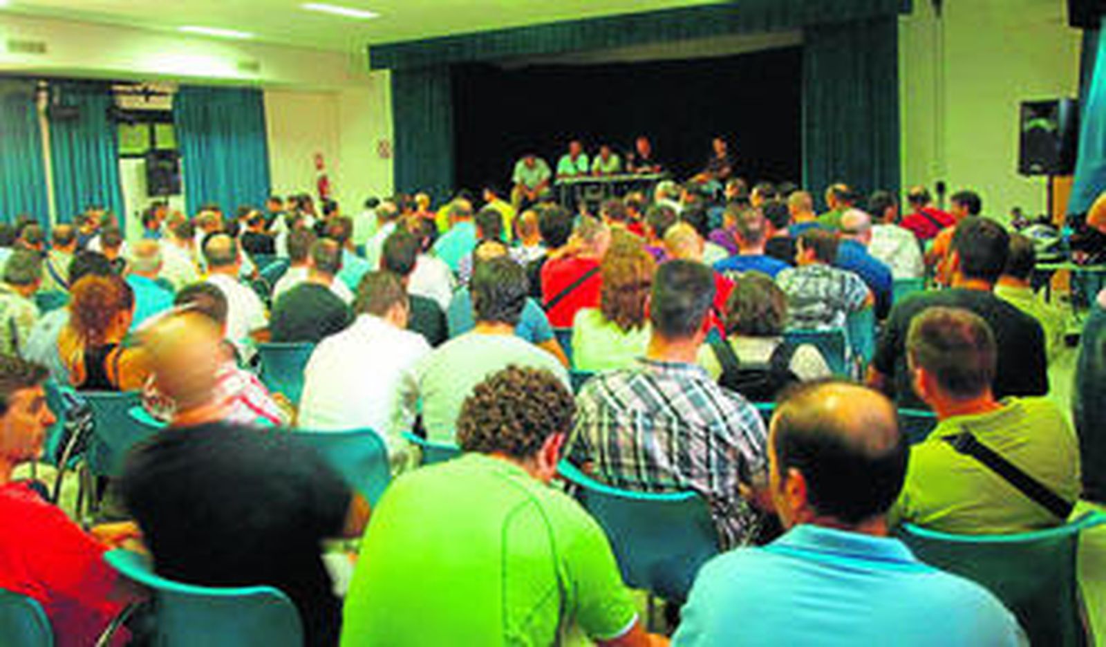 La asamblea celebrada ayer por los afiliados al Sppme.