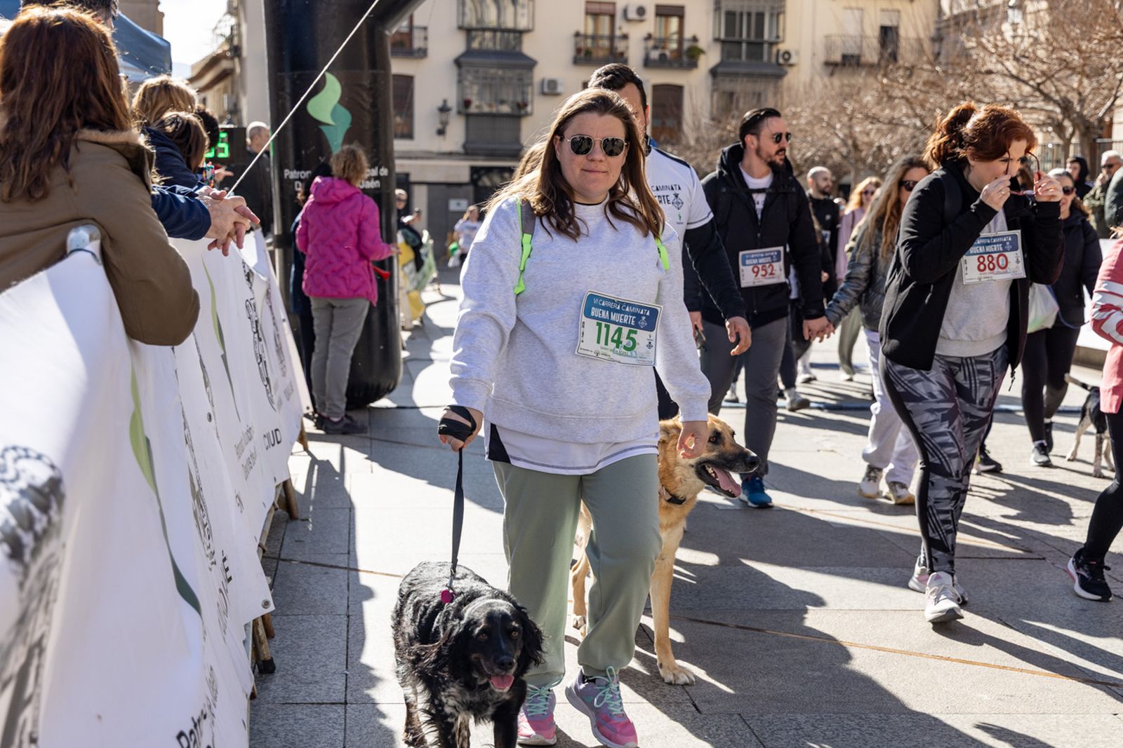 En imágenes: deporte y solidaridad se dan la mano en la VI Carrera-Caminata de la Hermandad de la Buena Muerte (1)
