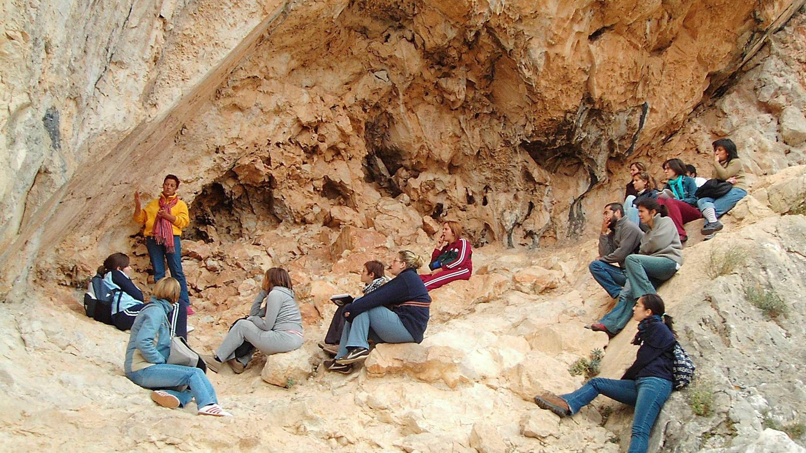 Cueva de los Letreros.