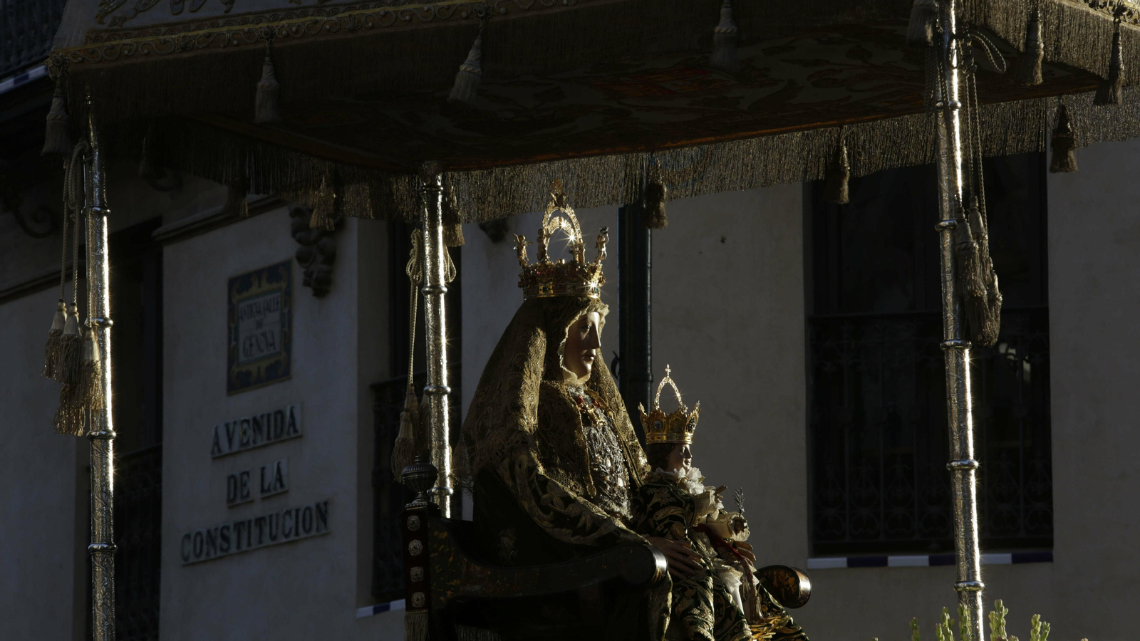 Las mejores imágenes de la procesión de la Virgen de los Reyes 2019