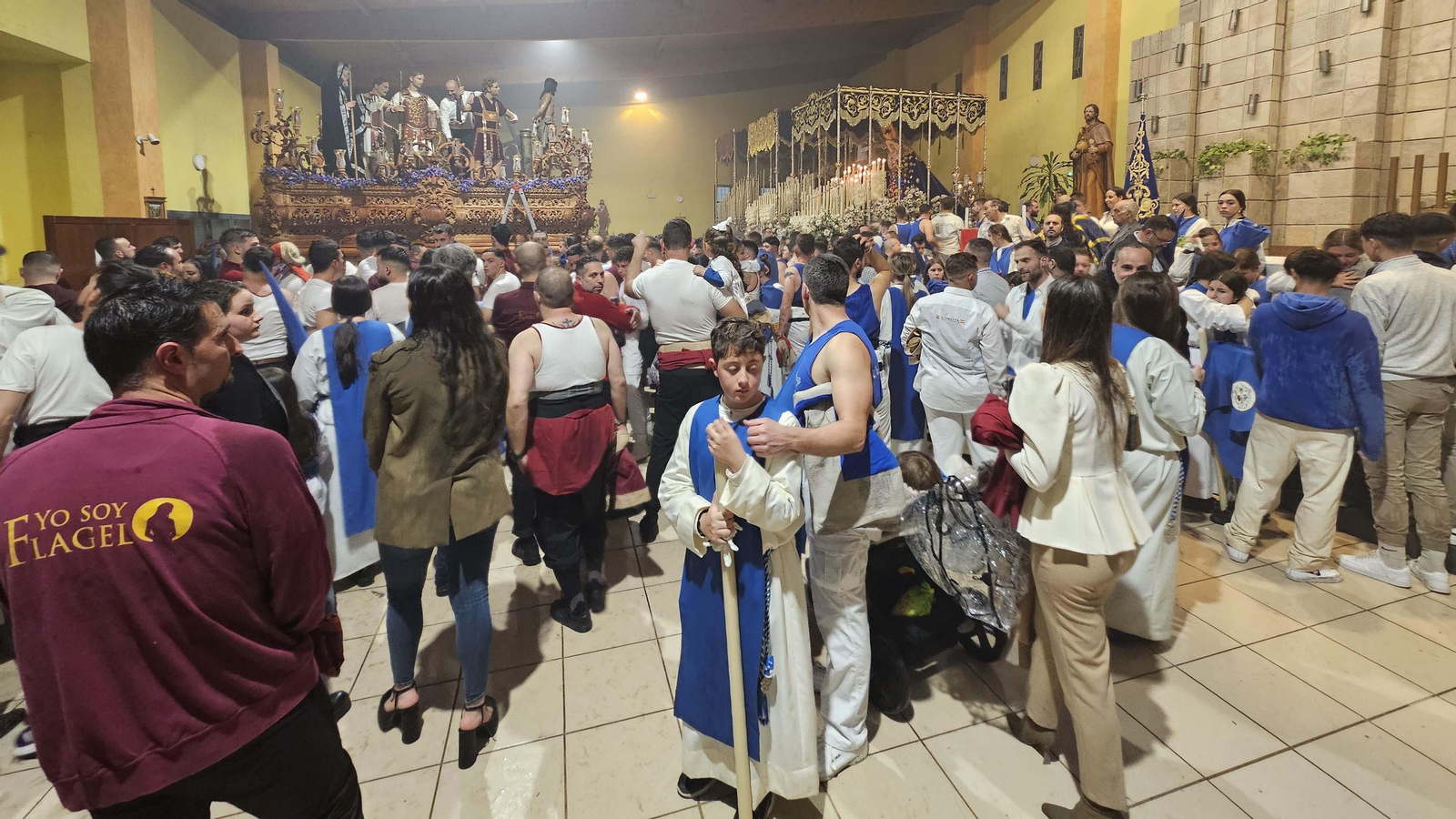 Fotos del Domingo de Ramos en La Línea: La Borriquita y Flagelación