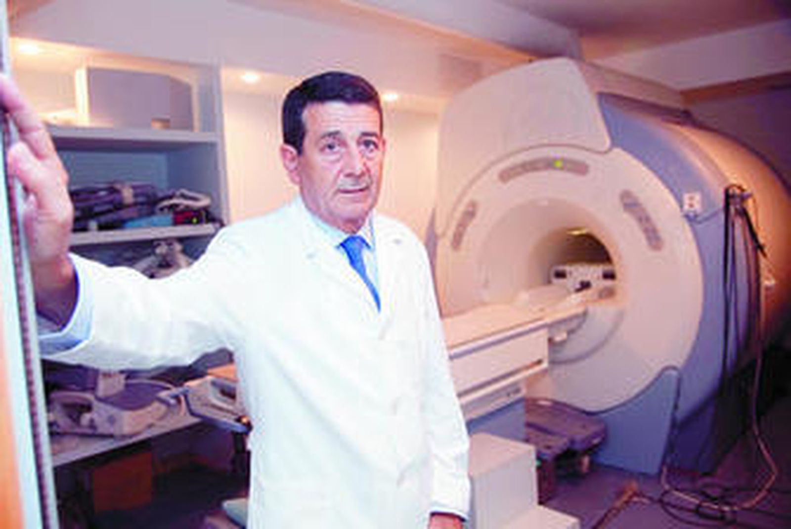 Jerónimo Suárez, director del Instituto Cartuja de Técnicas Avanzadas en Medicina.