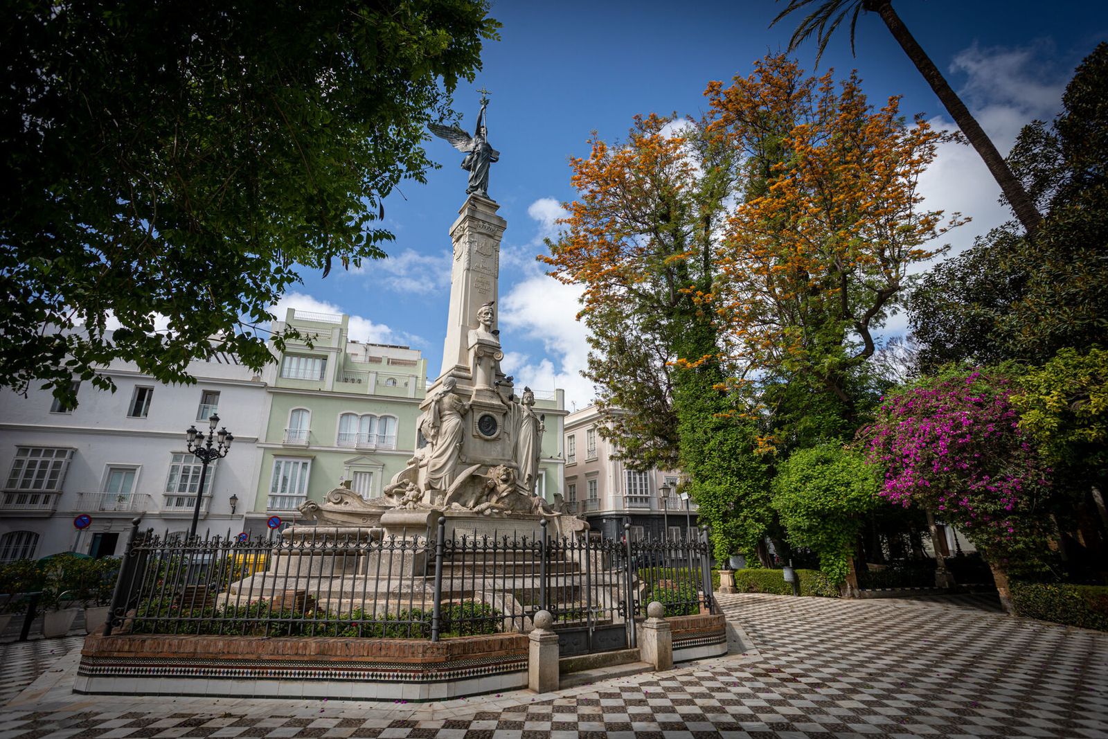 Monumento Marqués de Comillas en Cádiz