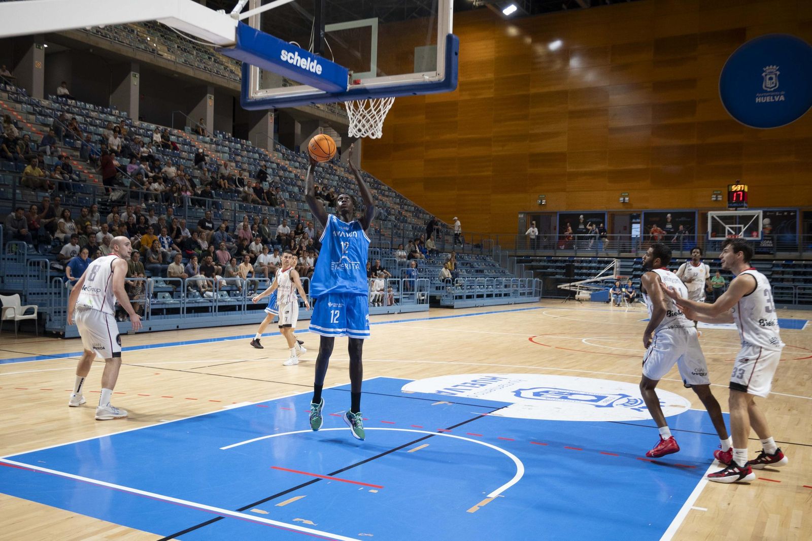 Imágenes del partido entre el Ciudad de Huelva y Biele ISB