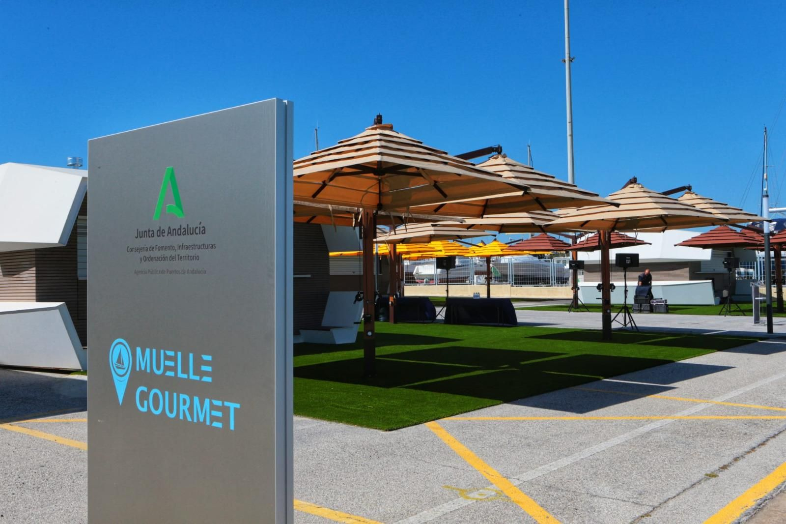 El puerto de Chipiona dispondrá de seis módulos de hostelería con sus correspondientes terrazas.