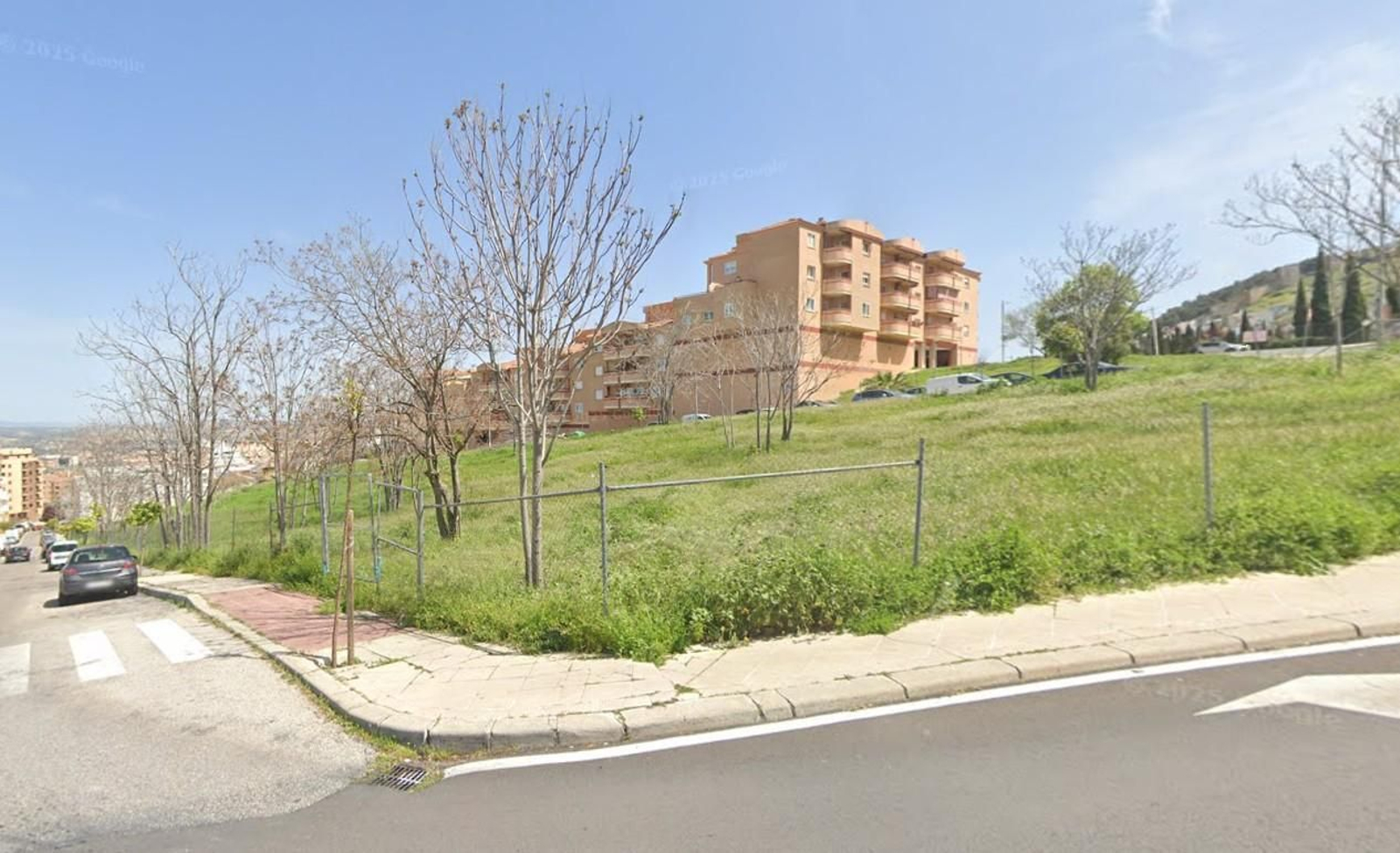 Uno de los solares a los que les cambiarán el uso urbanístico.
