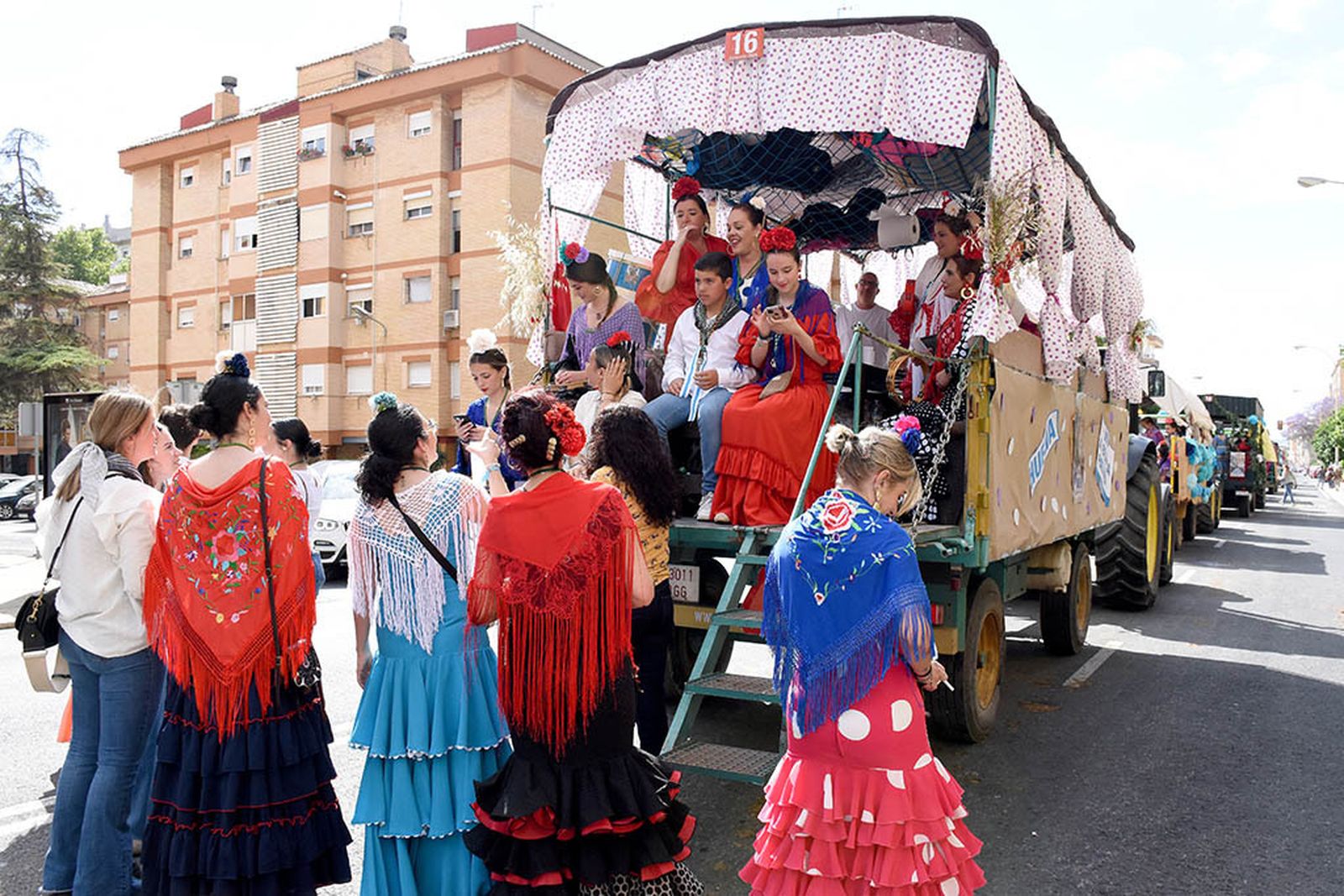 Imágenes de los carros de la Hermandad del Rocío de Huelva