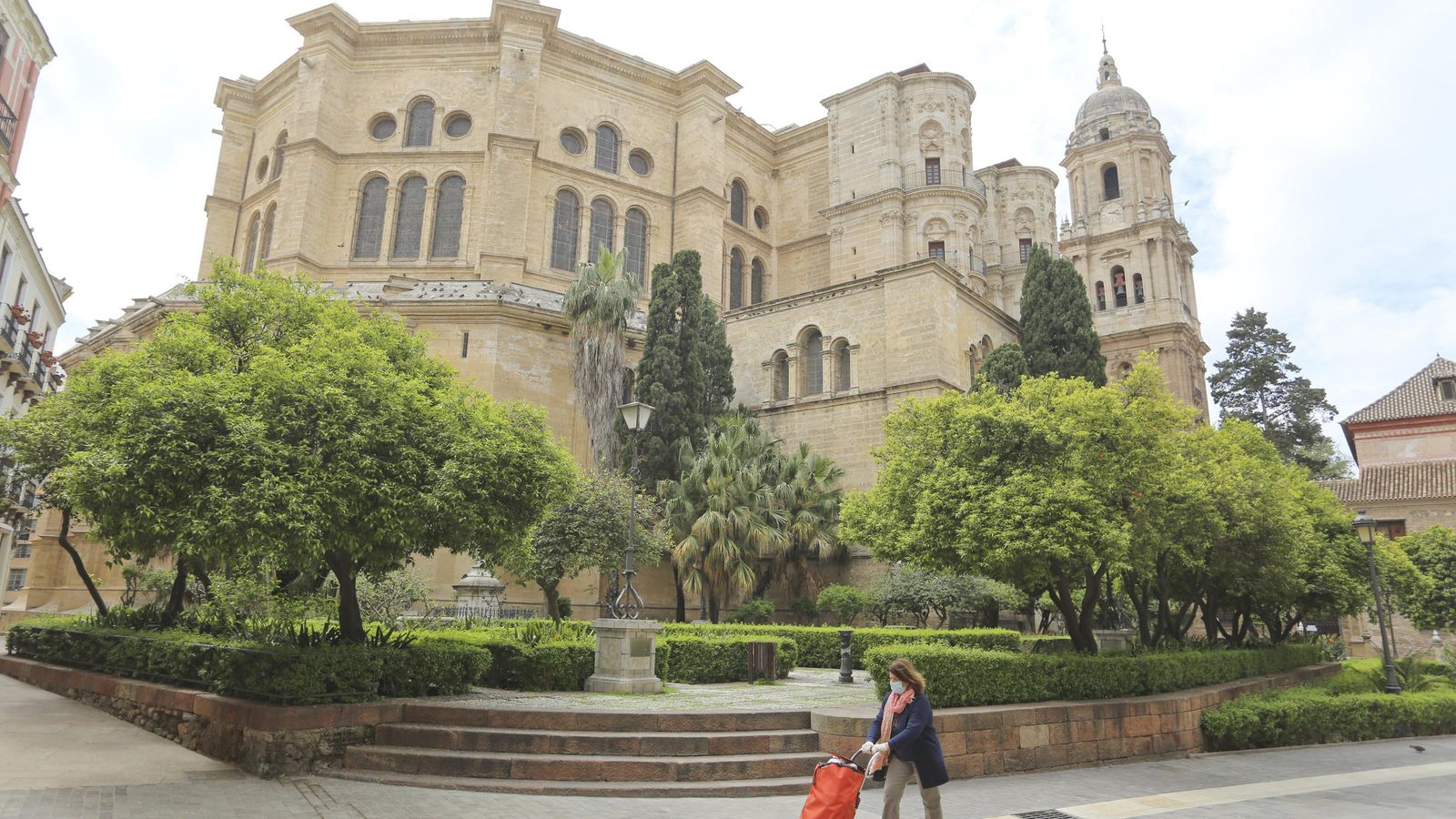 El entorno de la Catedral, vacío por el confinamiento.