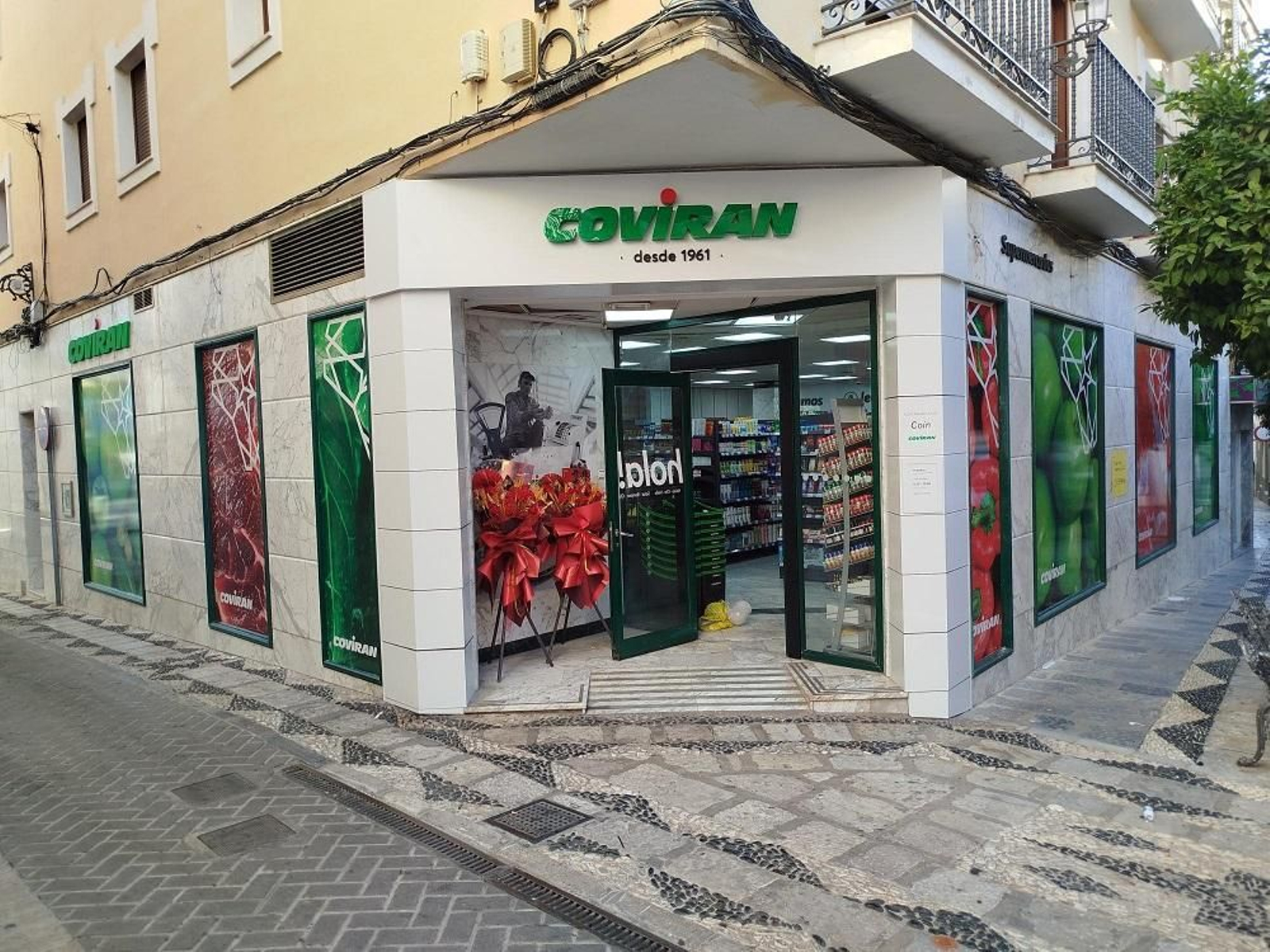 Apertura del establecimiento en el municipio malagueño de Coín.