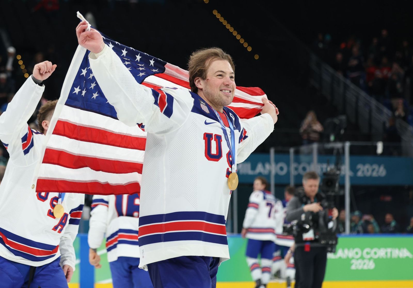 Las mejores fotos de los Juegos Olímpicos de invierno Milán Cortina d'Ampezzo 2026 | Ceremonia de clausura y jornada 17 y última