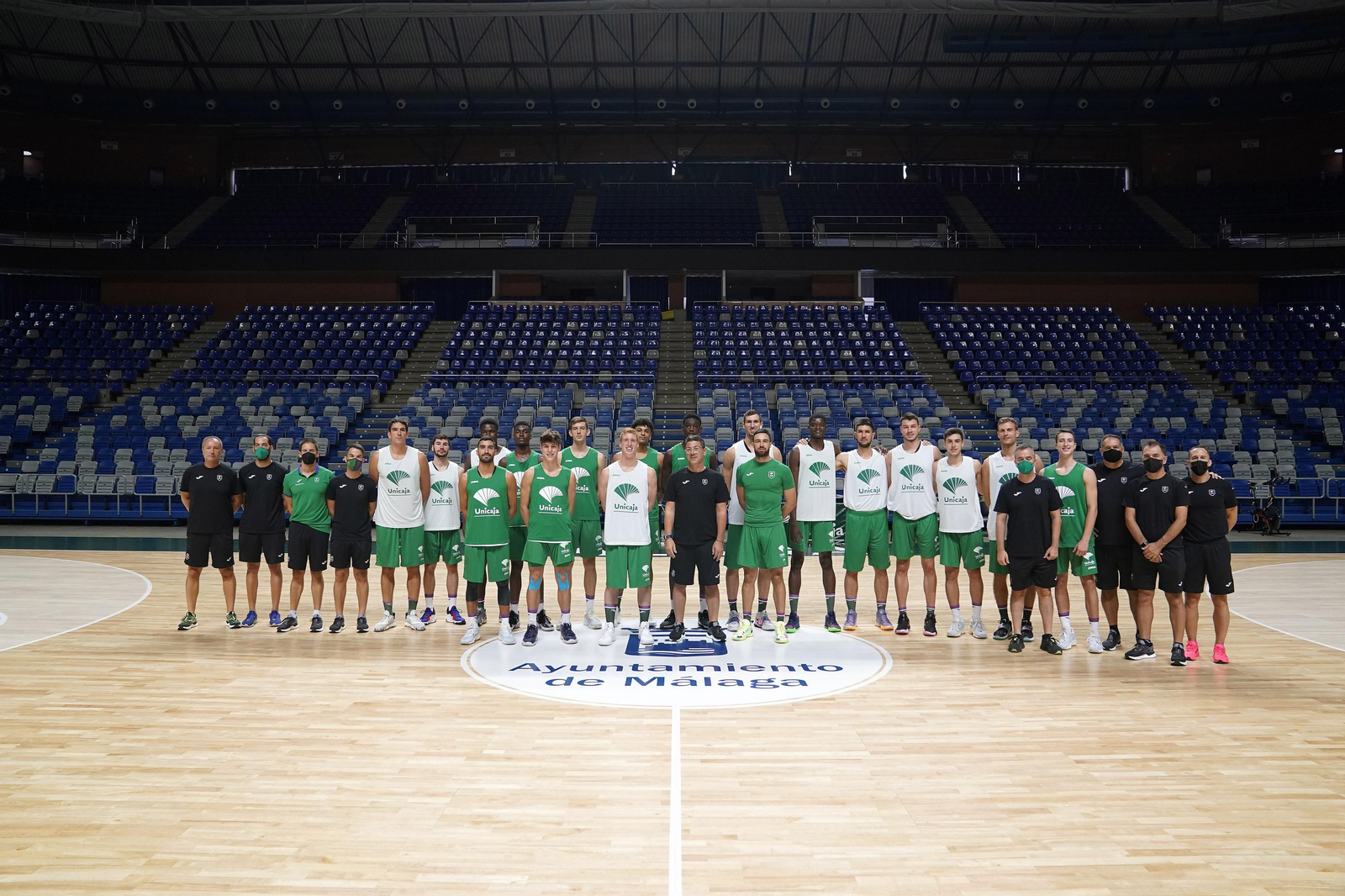 Fotos: el primer día de pretemporada del Unicaja en el Carpena Fotos: el primer día de pretemporada del Unicaja en el Carpena