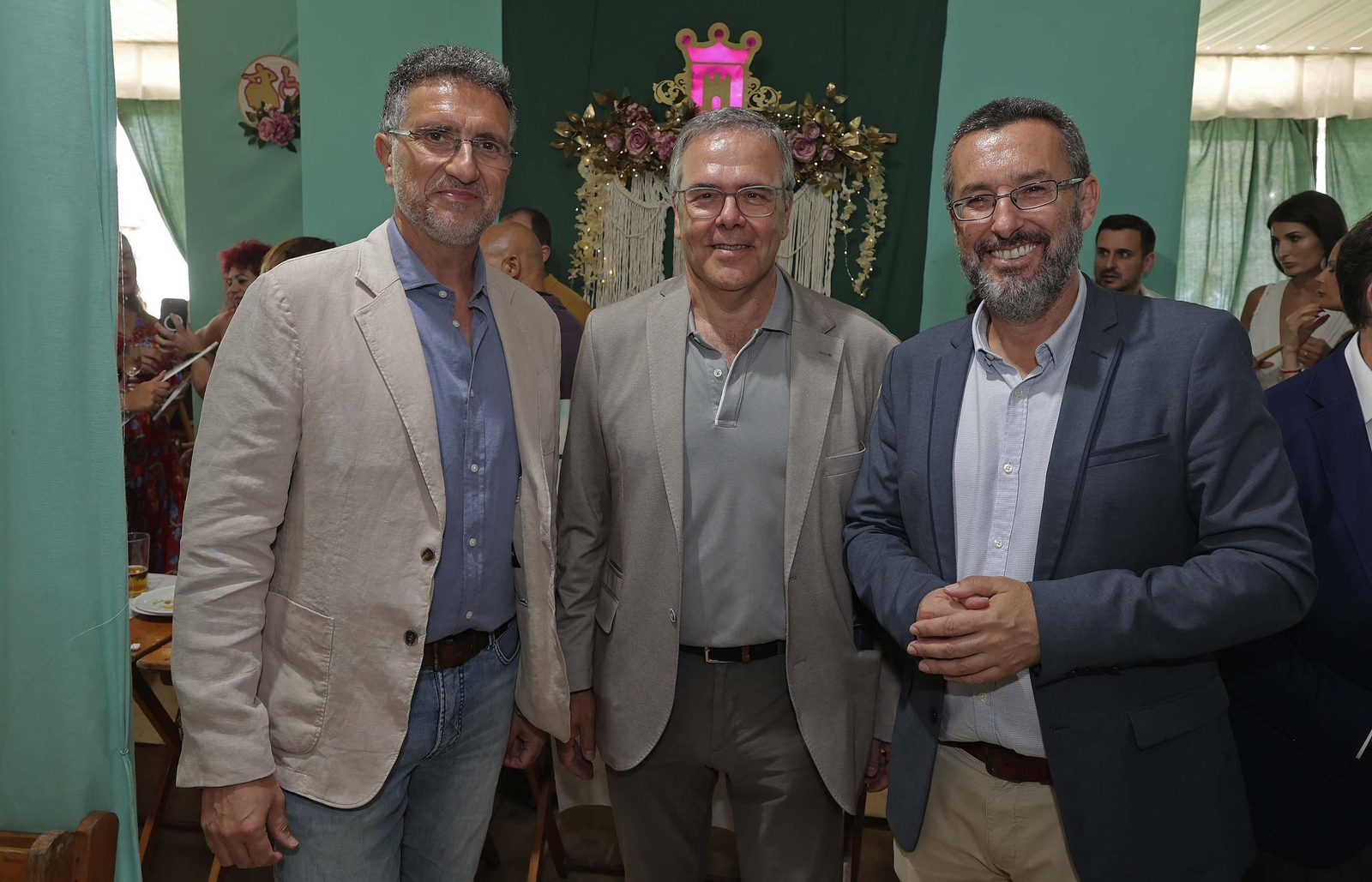 Fotos de la copa de autoridades en la caseta municipal de la Feria Real de Algeciras 2025