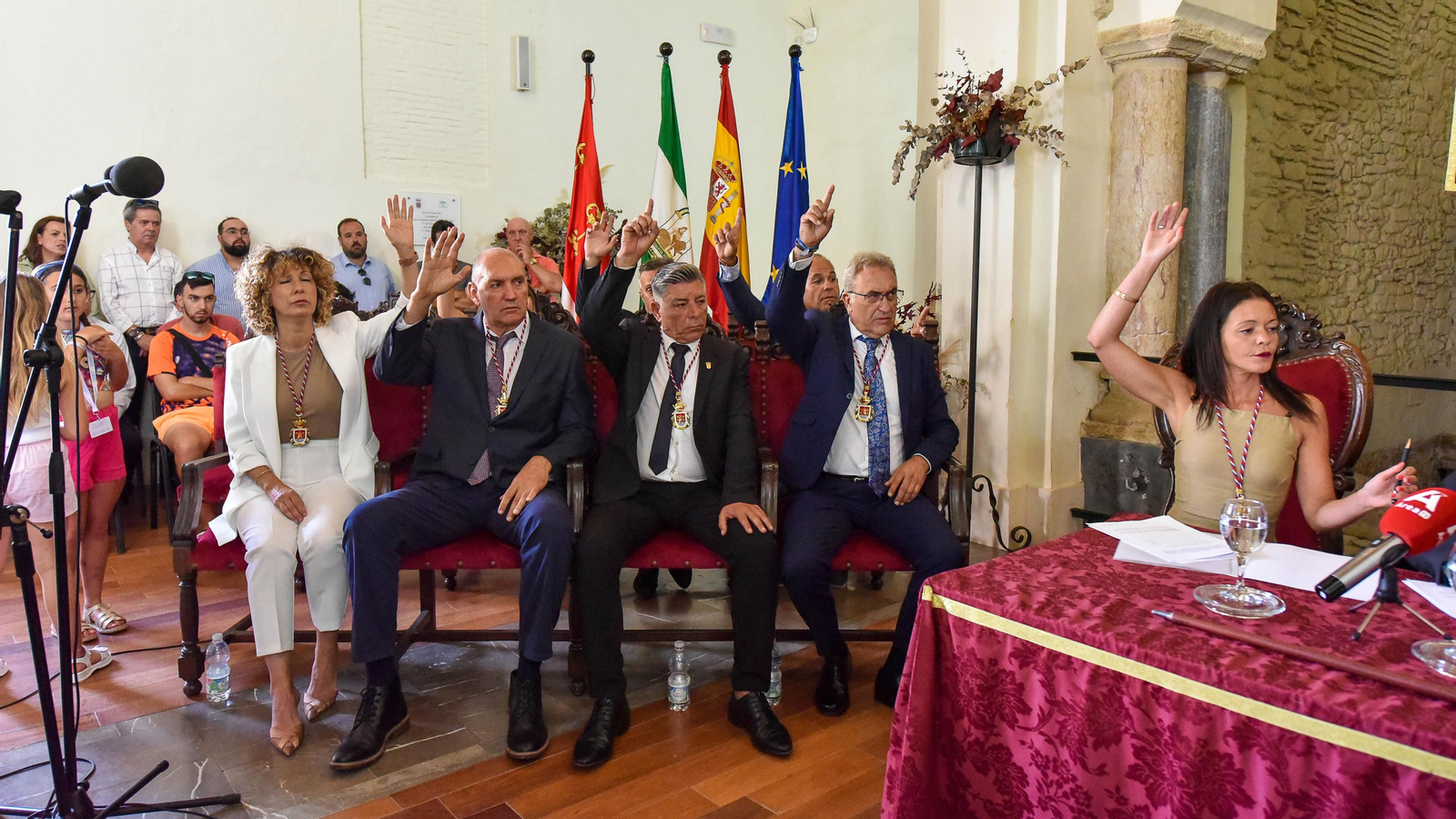 La investidura de Jóse Antonio Santos como Alcade de Tarifa, en imágenes