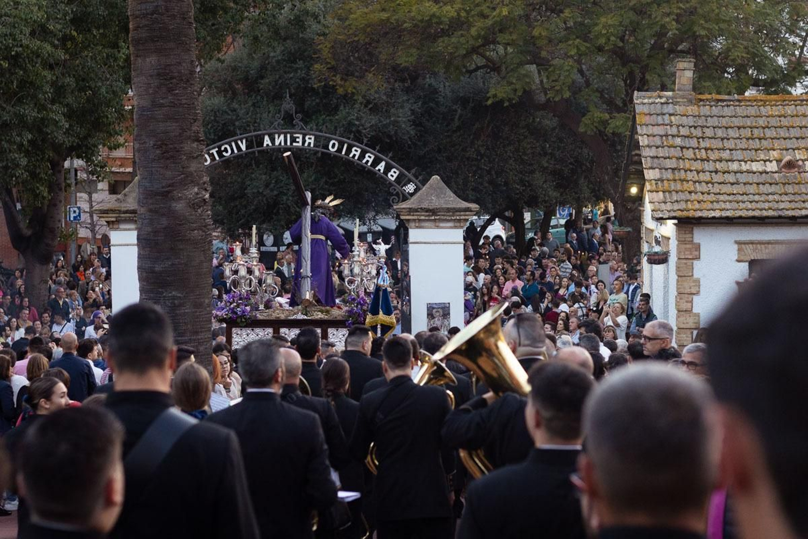 Imágenes de la procesión de Nuestro Padre Jesús de la Salvación