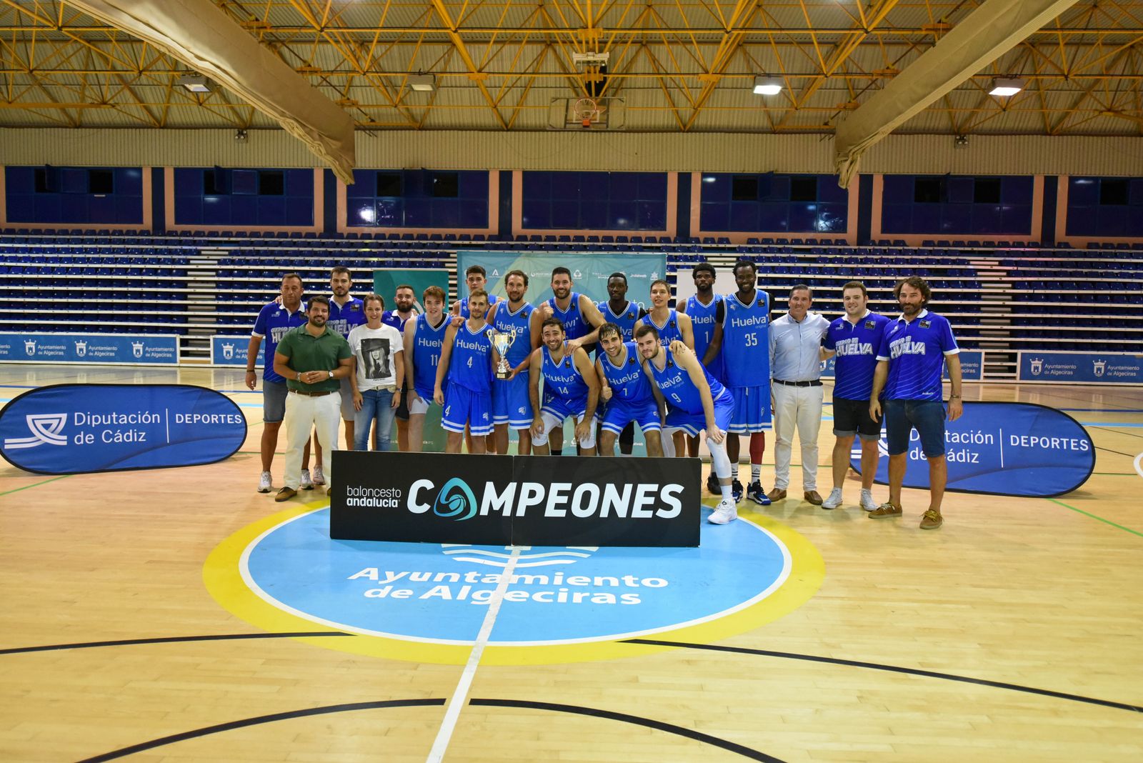 Las fotos del Udea - Ciudad de Huelva de la Copa Diputación de baloncesto