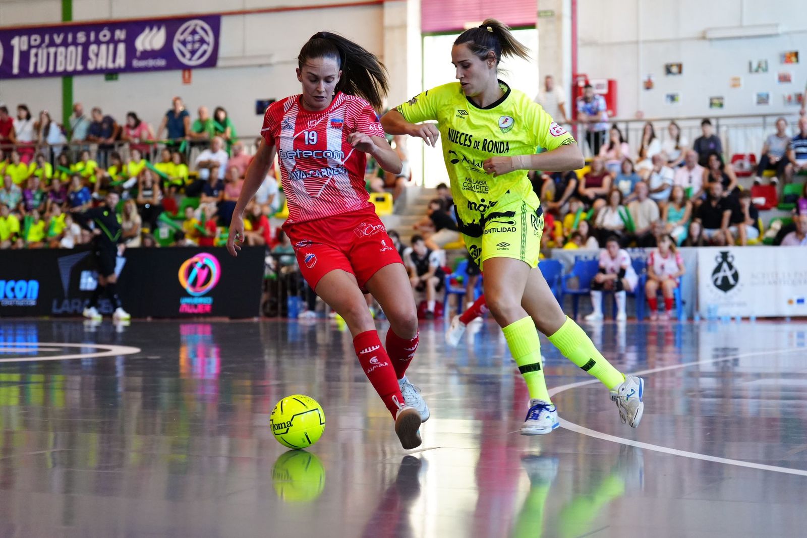 El Nueces de Ronda Atlético Torcal hace sufrir al líder de la Primera División Liga Iberdrola (2-3)