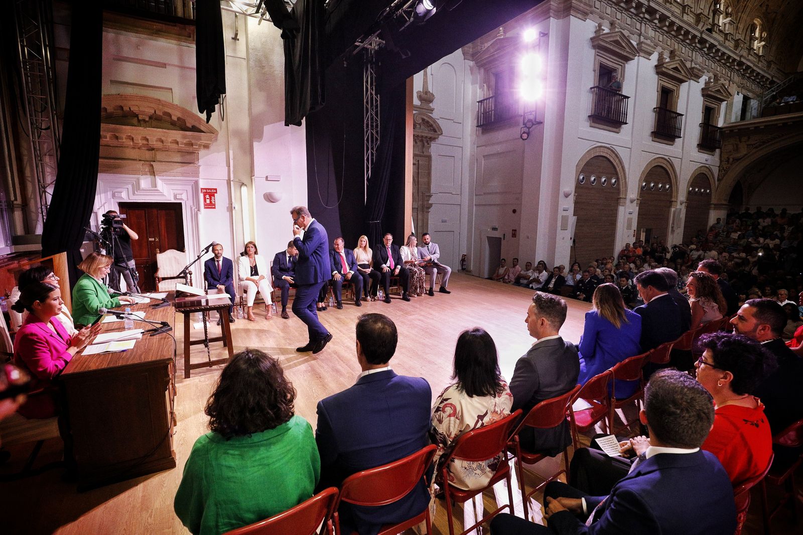 Las imágenes de la investidura de Carmen Álvarez como alcaldesa de Sanlúcar