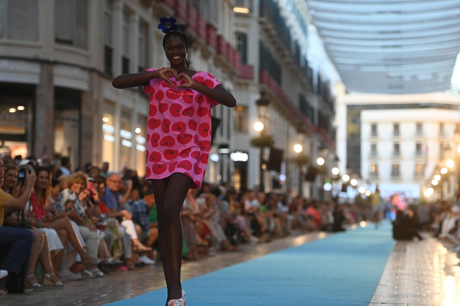 Segunda jornada de desfiles en calle Larios.