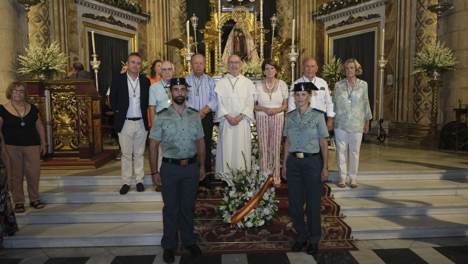 La ofrenda a la Virgen del Mar en imágenes
