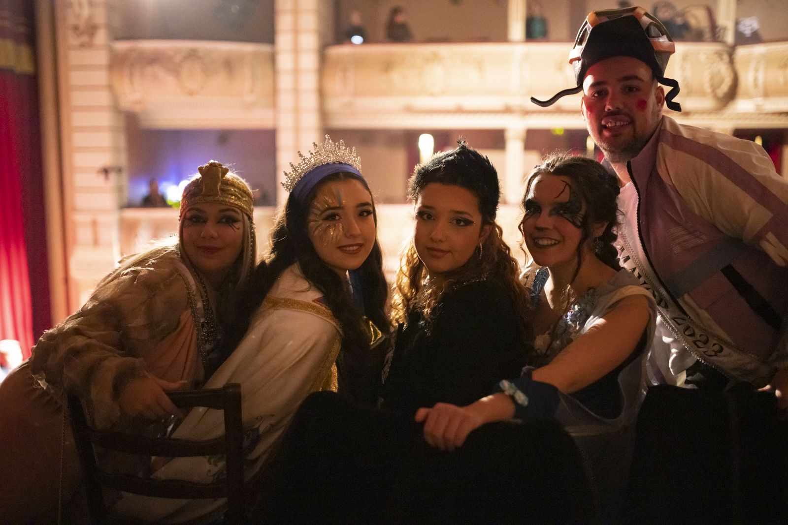 Ambiente del primer día de semifinal del Carnaval Colombino