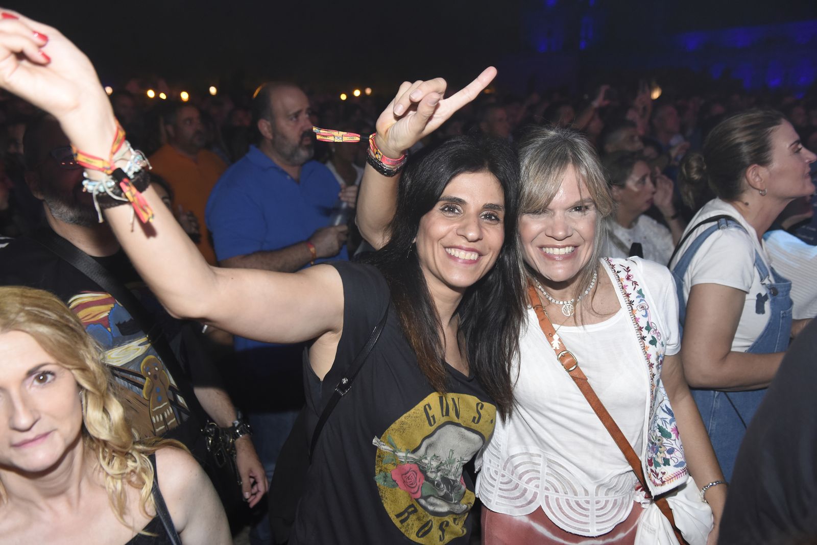 Búscate en el concierto de Seguridad Social y Hombres G de Icónica