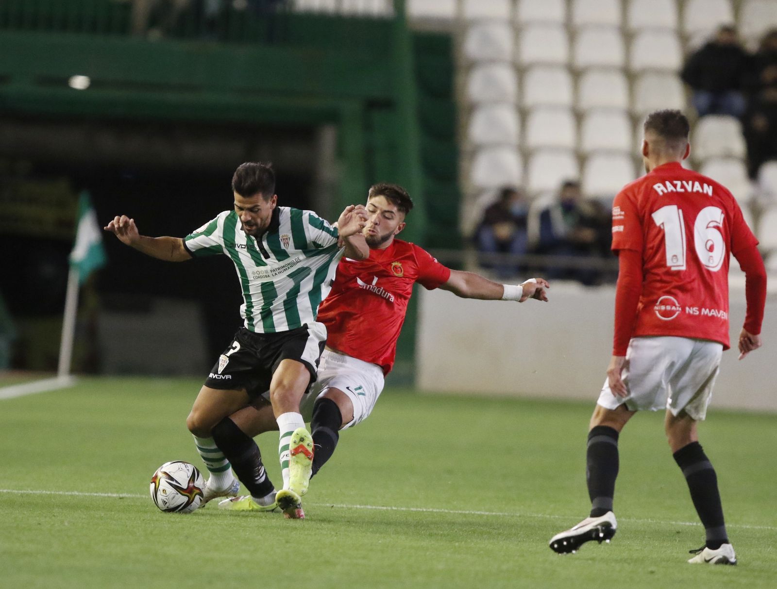 La victoria del Córdoba CF ante el Montijo, en imágenes